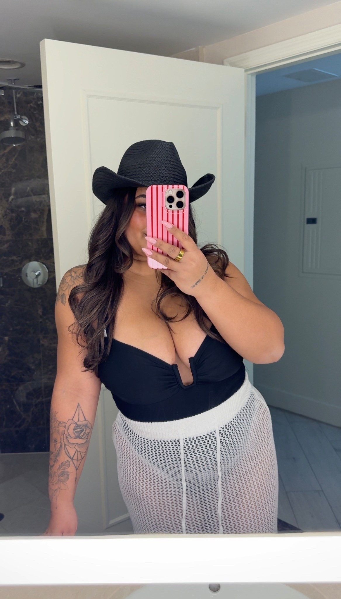 My fave tech accessories 💅🩷

#LTKMidsize #LTKootd #LTKgrwm