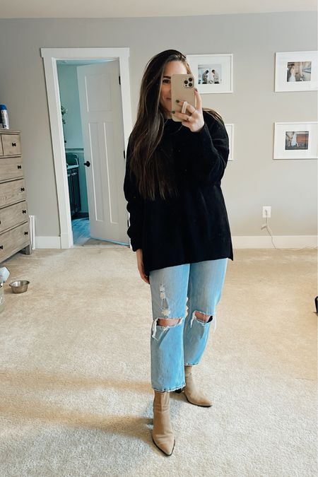 Easy outfit for the day. Denim + a sweater are a go-to combo for me. 

#LTKstyletip #LTKSeasonal