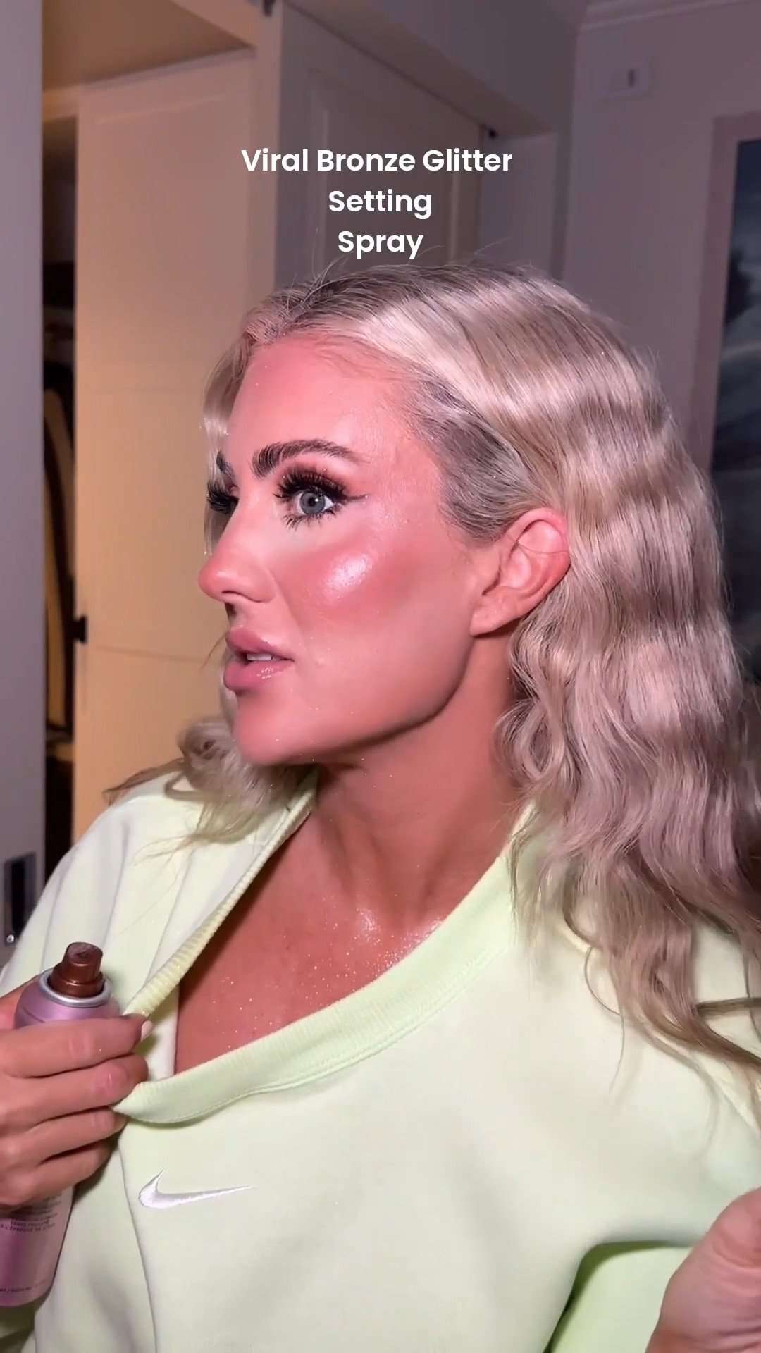 Viral gold setting spray from Patrick star! It’s so good!!!

Patrick star setting spray, one size setting spray, one size, Patrick star, Patrick star make up, beauty, setting spray, glitter spray, Mallory Lee Richardson 

#LTKBeauty #LTKFindsUnder50 #LTKFindsUnder100