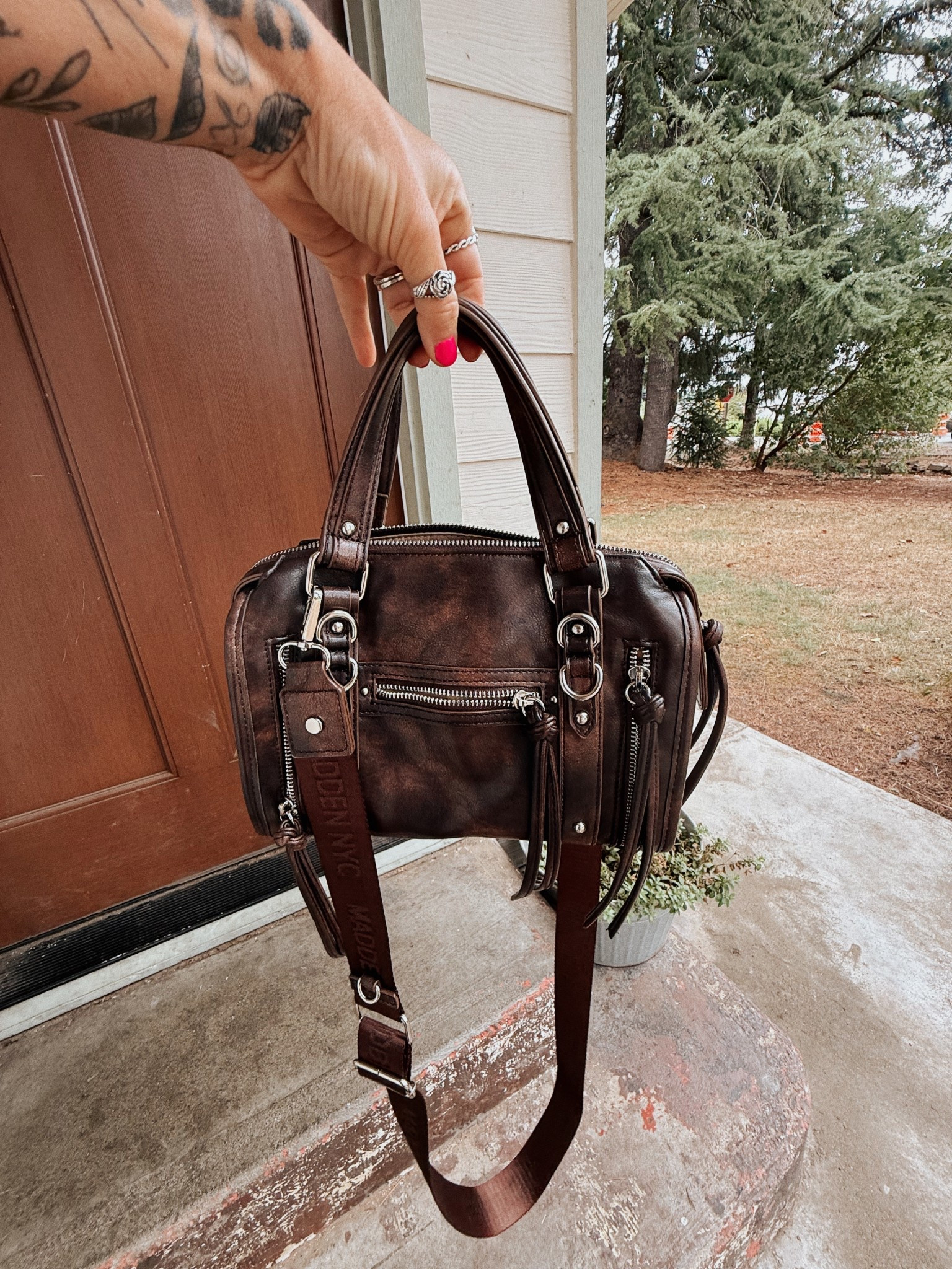 Affordable and perfect for fall 🤎 comes in black and brown  