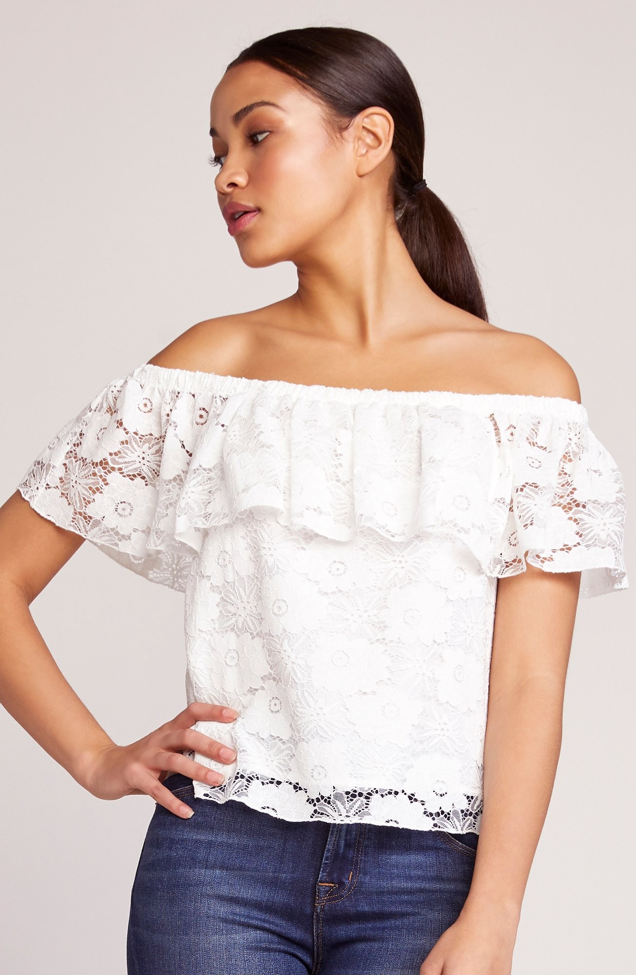 Shoulder Action Lace Blouse | BB DAKOTA