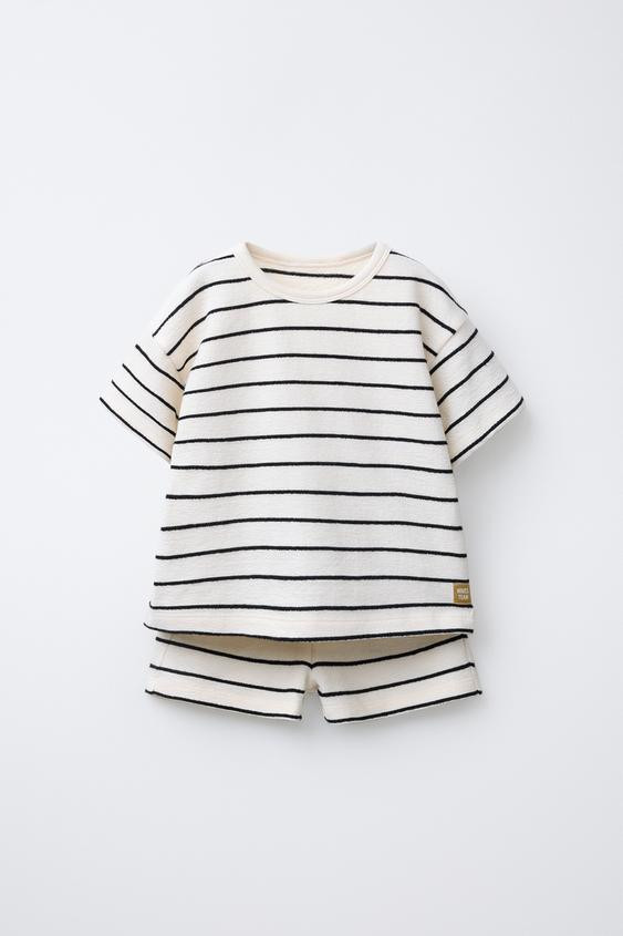 STRIPED T-SHIRT AND BERMUDA JOGGING SET | Zara US