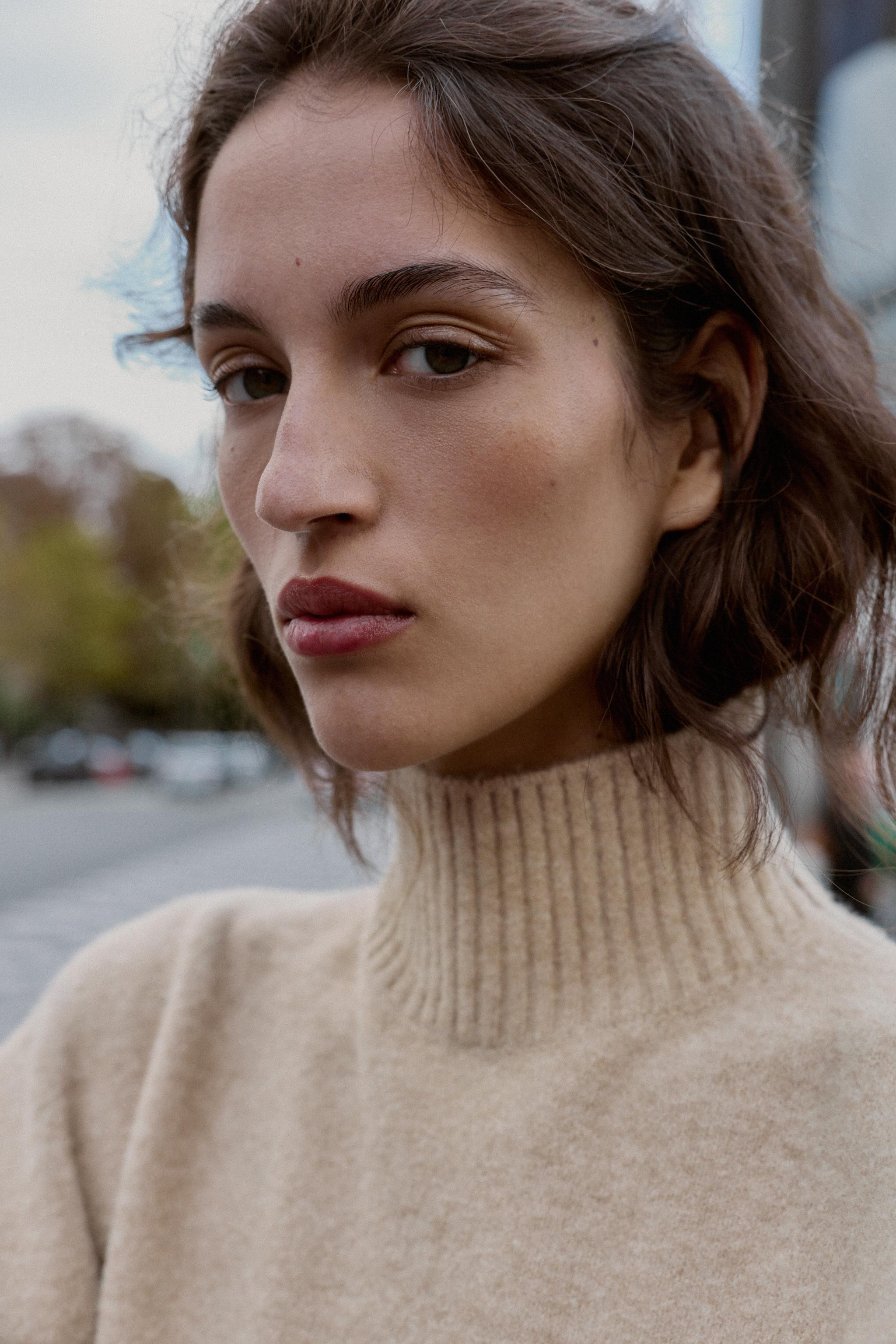 SOFT KNIT HIGH NECK JUMPER | Zara UK