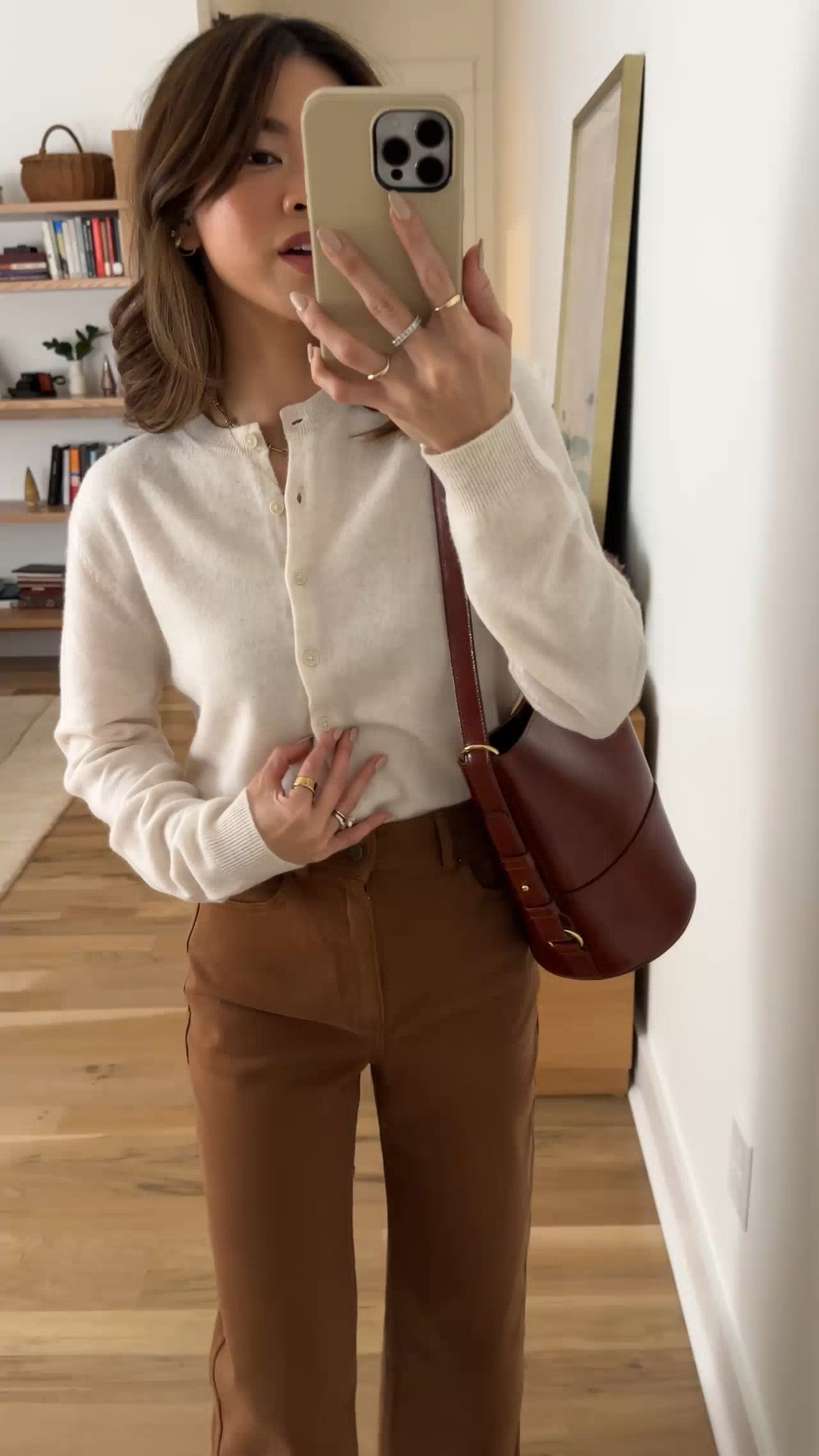 Sizing info: cardigan size small, pants size 2!
petite fashion, get dressed with me, outfit inspiration, ootd, nashville outfit, Nashville influencer, petite style, vacation style, casual outfits, mom style, petite pants, winter dress, winter outfit, winter pants, winter outfit inpso, winter outfit idea, winter top, winter style, winter sweater, cozy sweater, cold weather sweater, cold weather outfit, winter bag, winter purse, denim, jeans, orange pants, colored jeans, cropped jeans, cream sweater 

 

#LTKootd #LTKSeasonal #LTKPetite