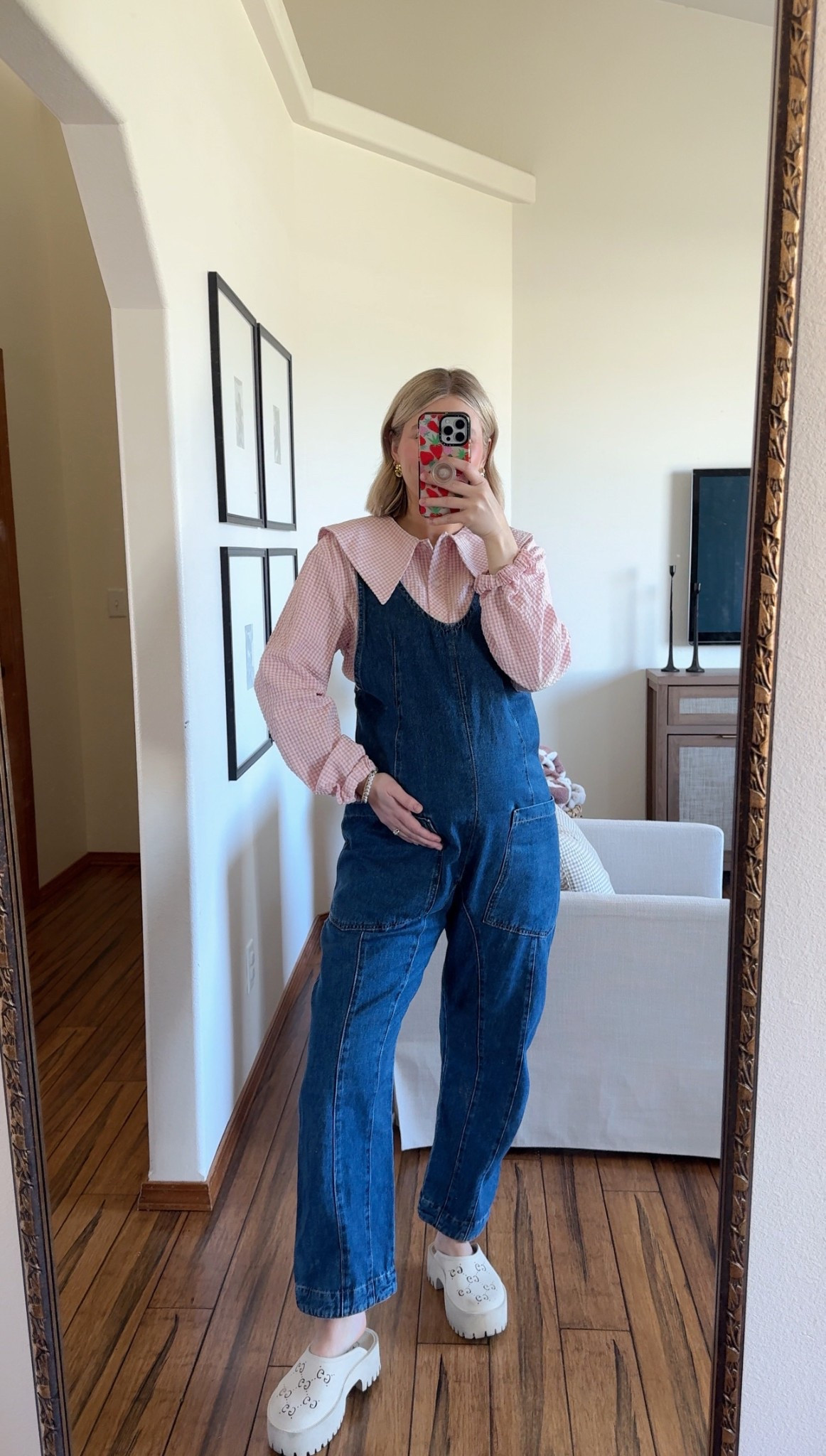 Comfiest overalls, wearing an XS plenty oversized even with the bump! Zara shirt runs small wearing a medium 

#LTKFindsUnder50 #LTKBump #LTKStyleTip