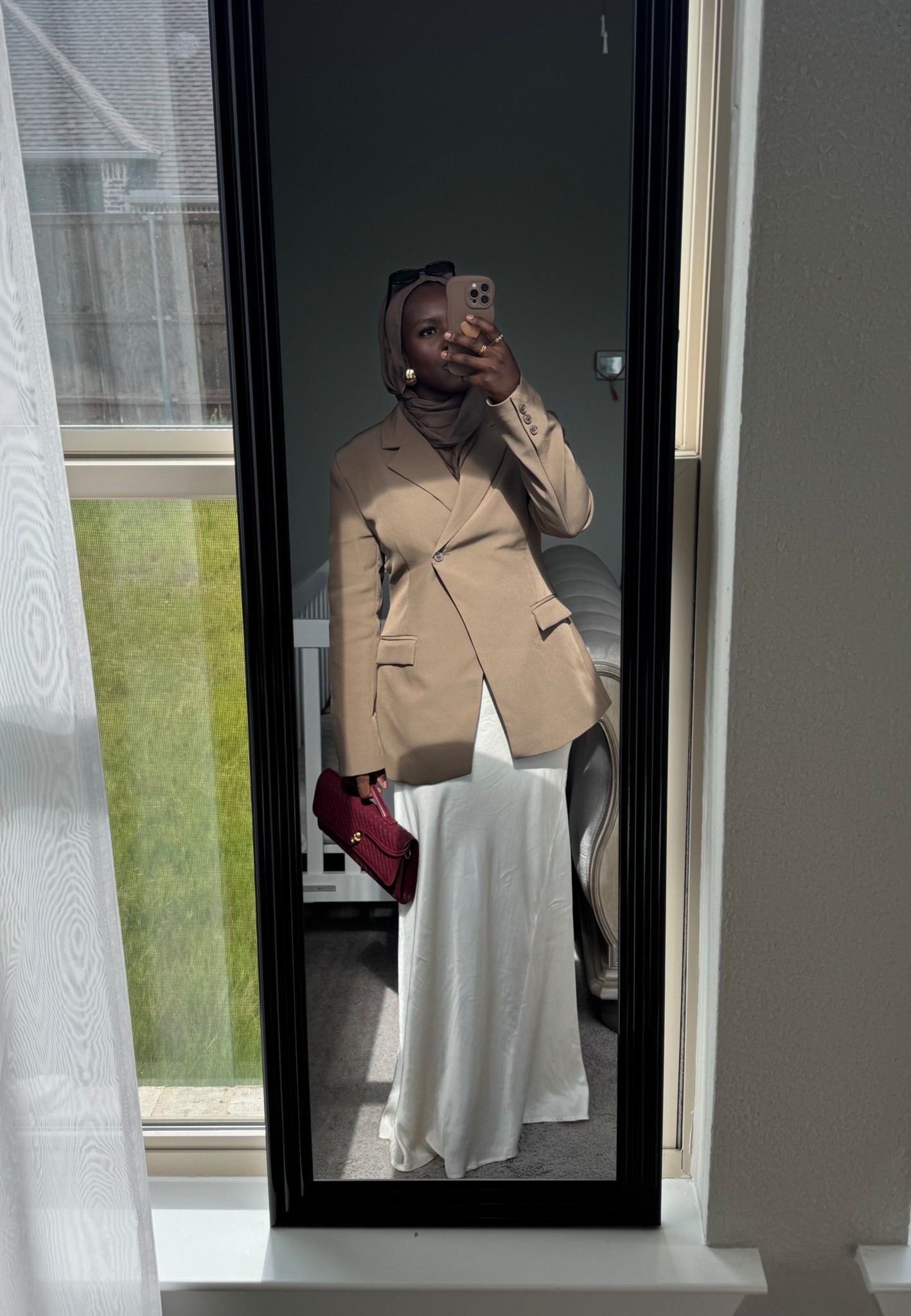 Simple and chic minimal modest outfit)

#LTKModest

#LTKSaleAlert #LTKU #LTKStyleTip