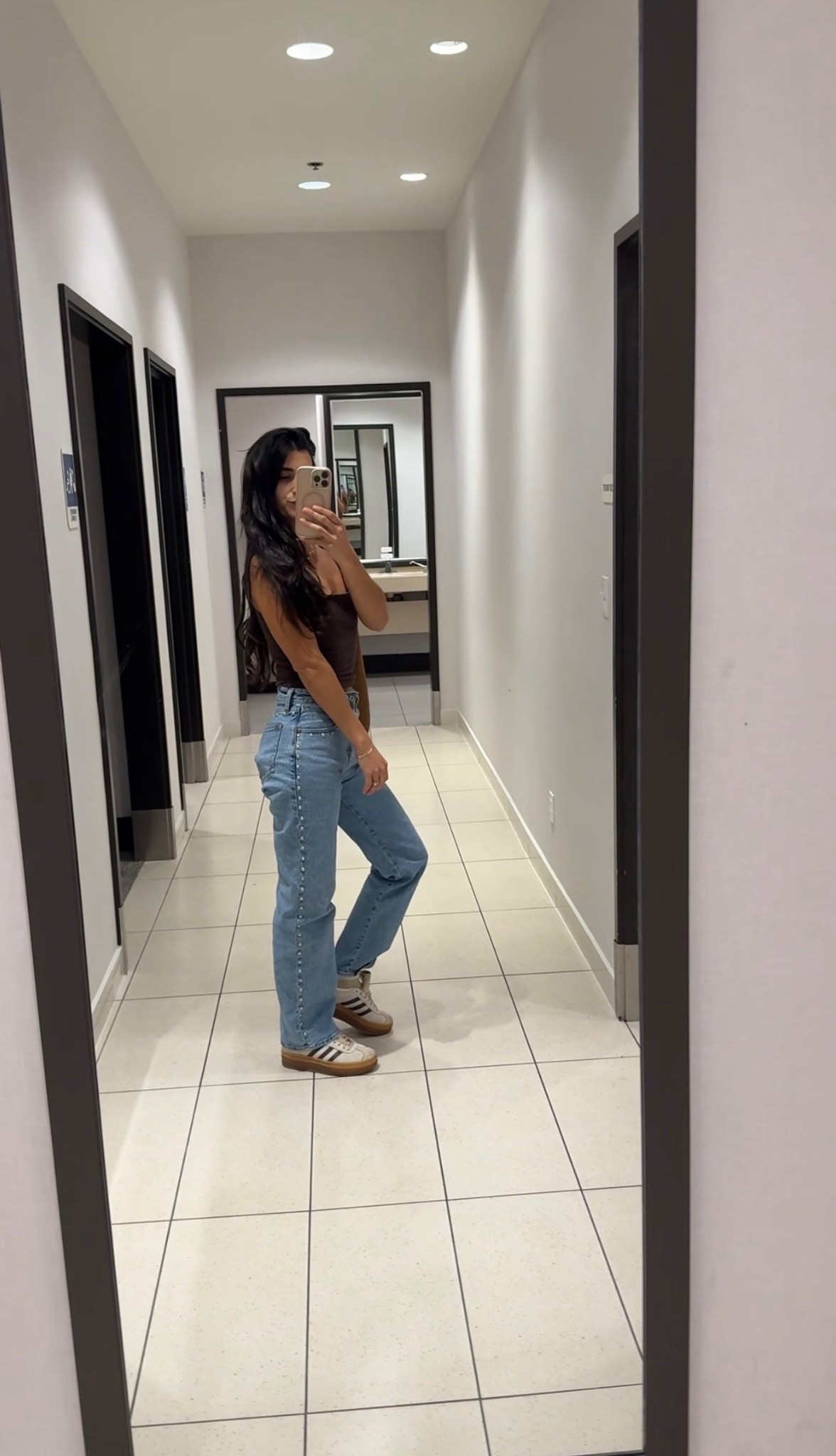 My top & jeans are currently on sale for Abercrombie’s Winter Sale! 

#LTKootd #LTKgrwm #LTKSaleAlert