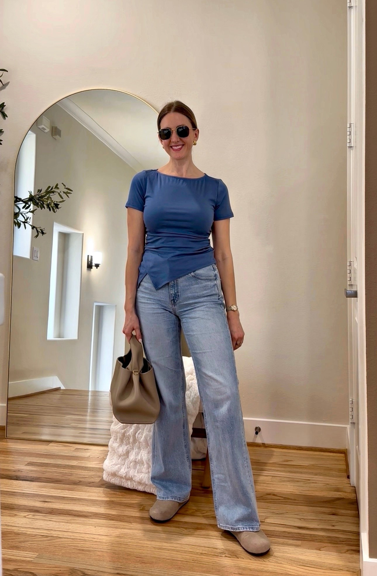 Casual outfit to grab pizza with my mom

#LTKdayinmylife #LTKgrwm #LTKootd