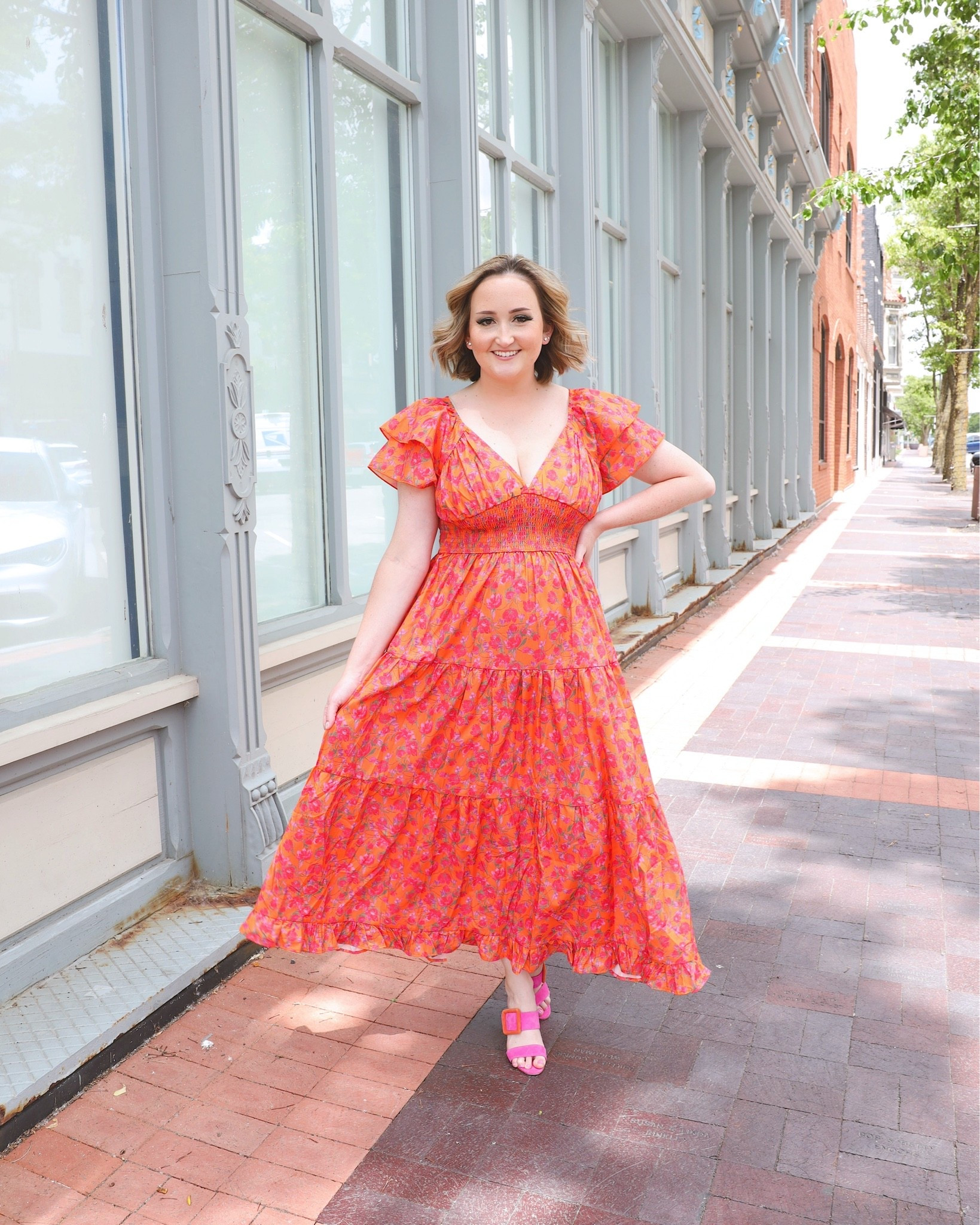 Love this floral maxi dress from Vici Collection 🧡


Summer dress, Vici dolls, summer fashion, summer style, summer outfit, brunch style, girly style, maxi dress, floral dress

#LTKootd #LTKSeasonal