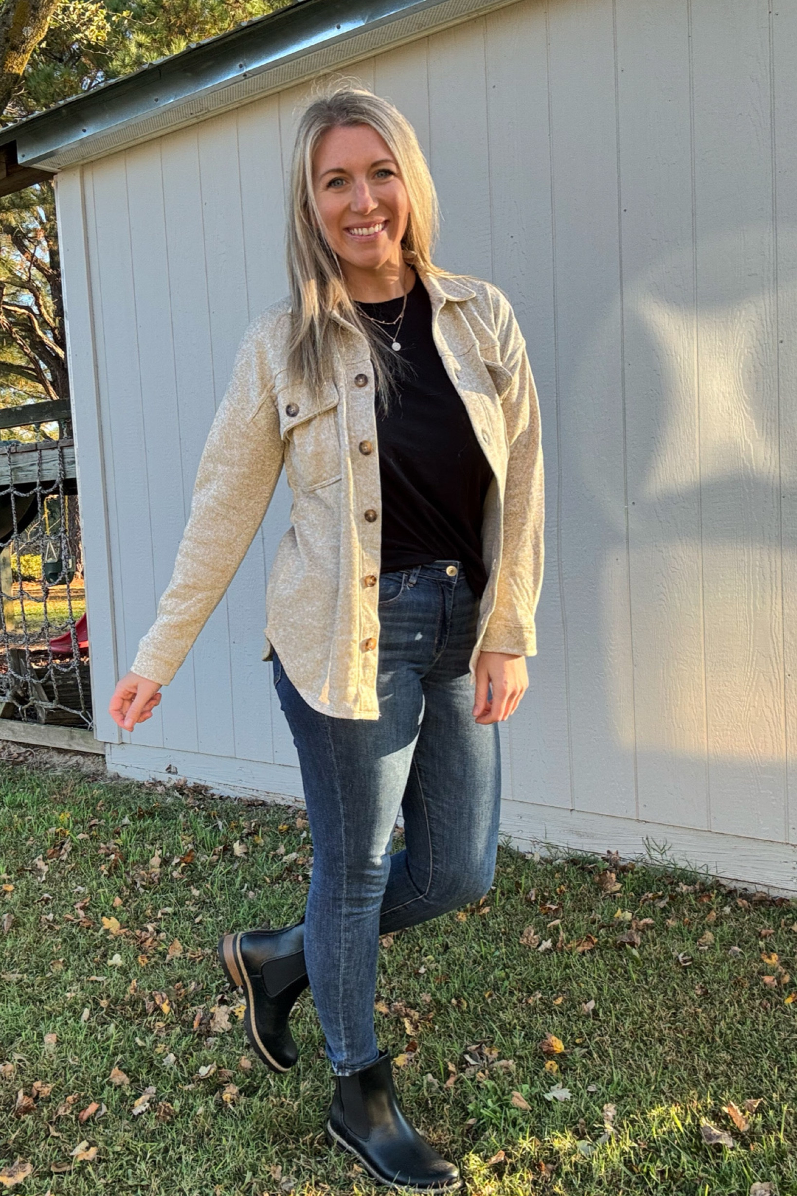 11/1/23: Walmart Shacket and Tee