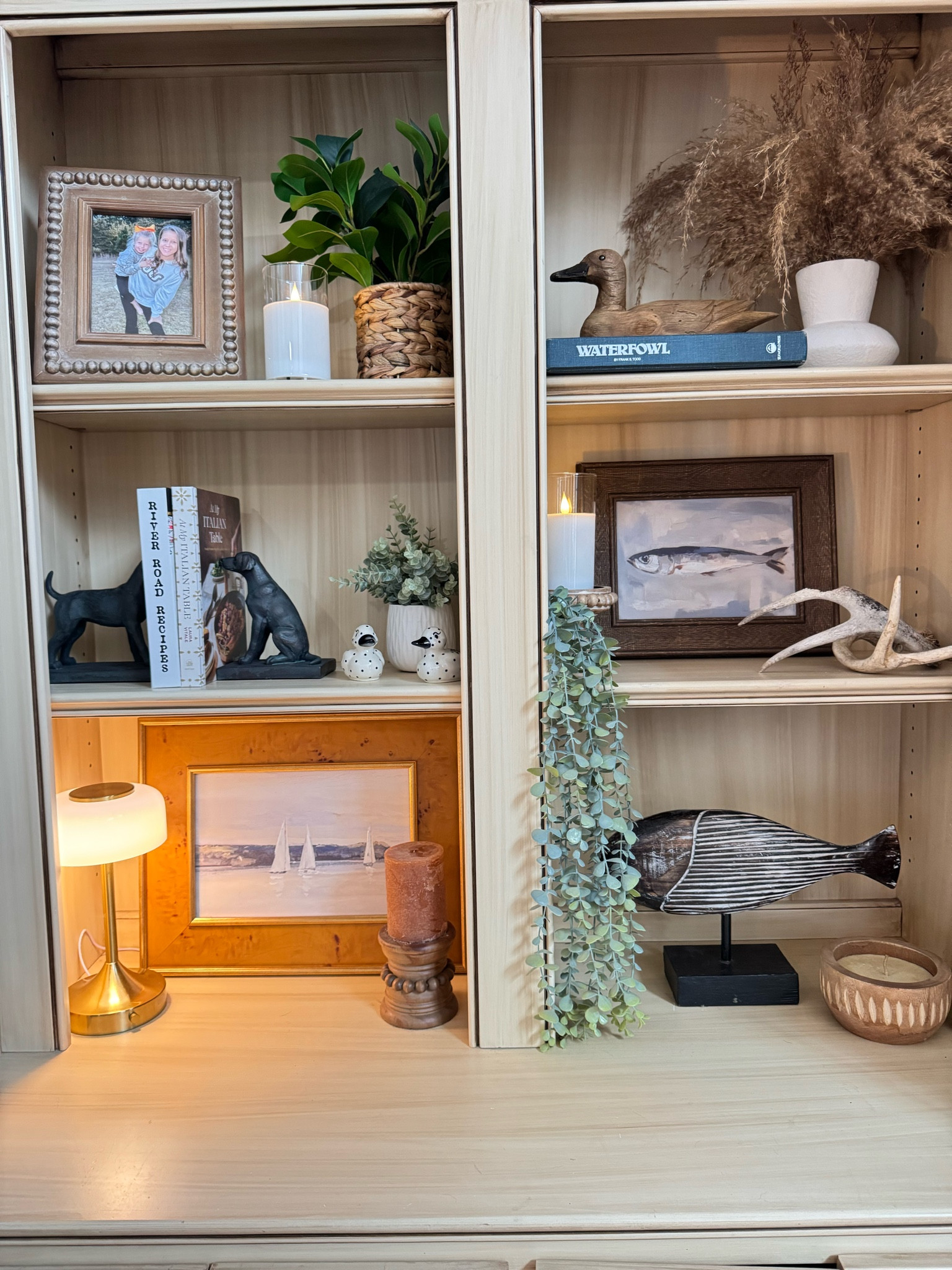 Neutral shelf styling ideas 🤎

Sharing how I styled our built-ins using a mix of decor books, greenery, candles, frames, and natural textures. I love keeping shelves layered but simple so they feel cozy and not cluttered.

Linking similar Amazon home decor finds + shelf styling pieces here.

#builtinshelves #neutraldecor #shelfdecorideas #ltkhome #amazonhome #targethome #walmarthome

#LTKHome