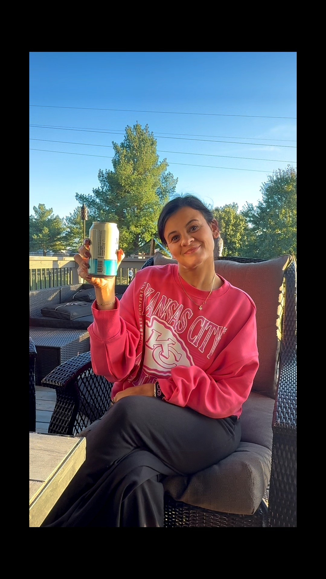 The perfect Sunday! Chiefs win + non alcoholic beer 

#LTKFindsUnder50 #LTKPetite #LTKSeasonal