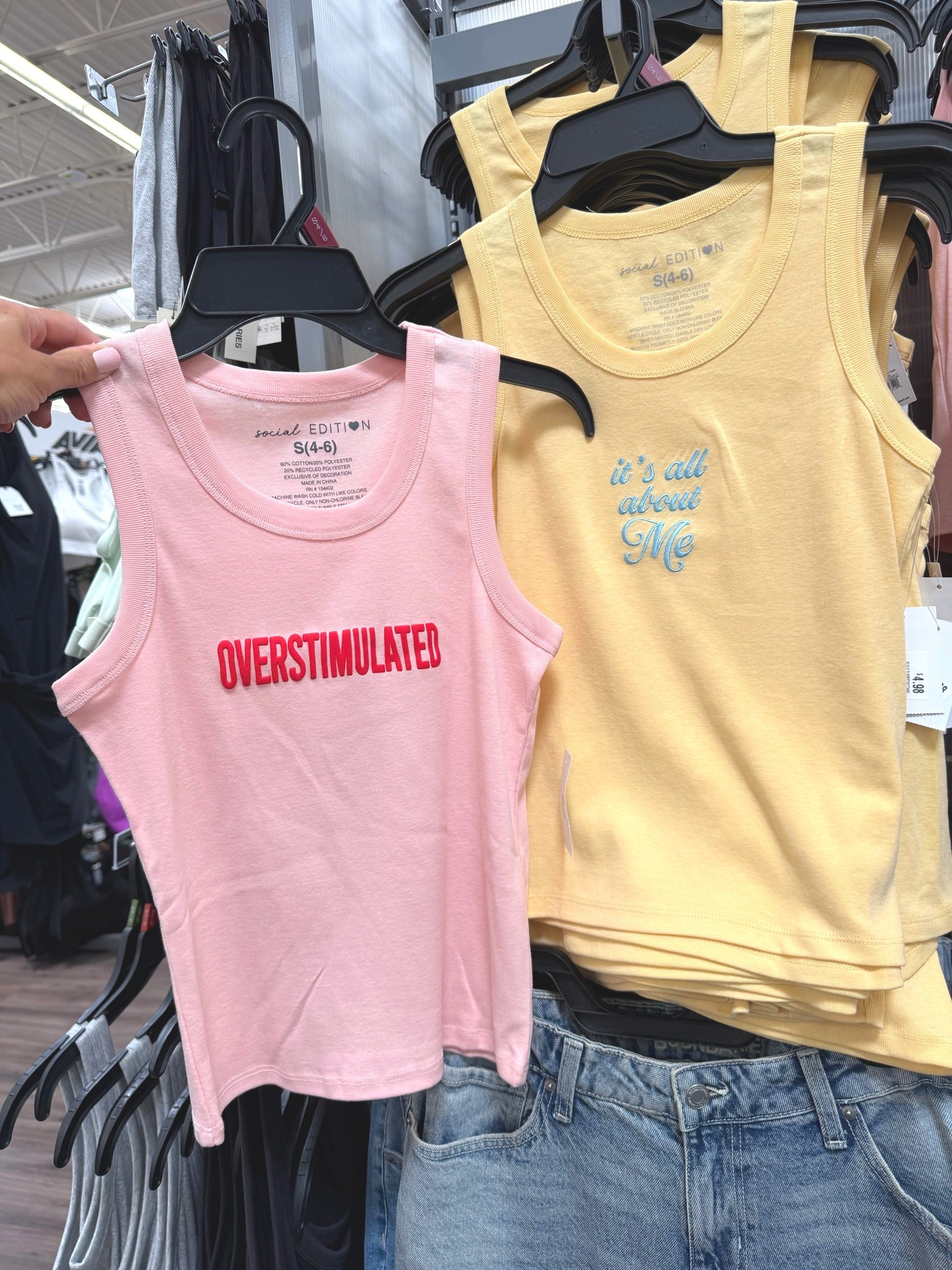 No Boundaries Graphic Cotton Tanks Summer Outfit Ideas #noboundaries #graphictanks #summertanks

#LTKootd #LTKgrwm