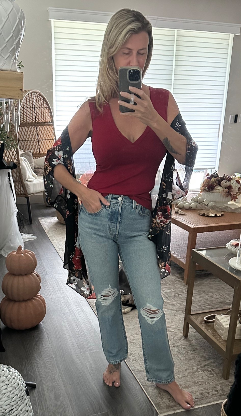 Love jeans they are my go to these are my fave brand and fit always #jeans #bestjeans #levis #501 #red #kinono #gypsy 

#LTKStyleTip #LTKOver40 #LTKFindsUnder50