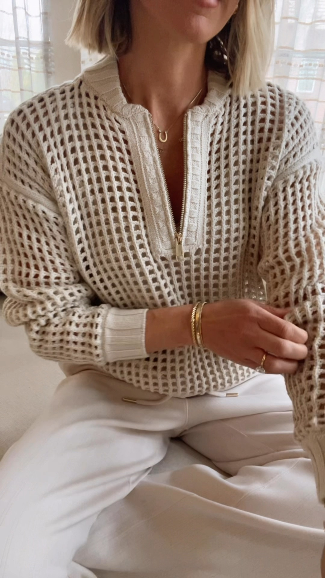 This half zip is the perfect sweater for spring. @splendid

#LTKSeasonal