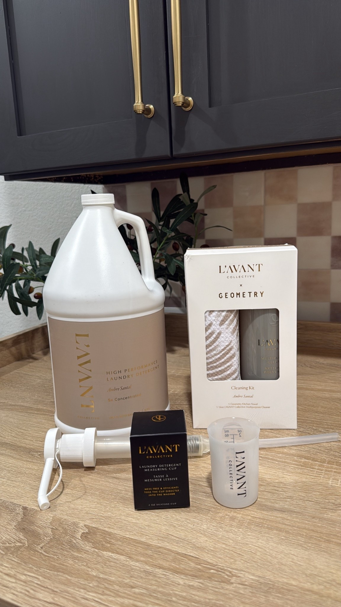 L'avant Collective luxury cleaning products! Use KELLITESTA for 20% off! 

