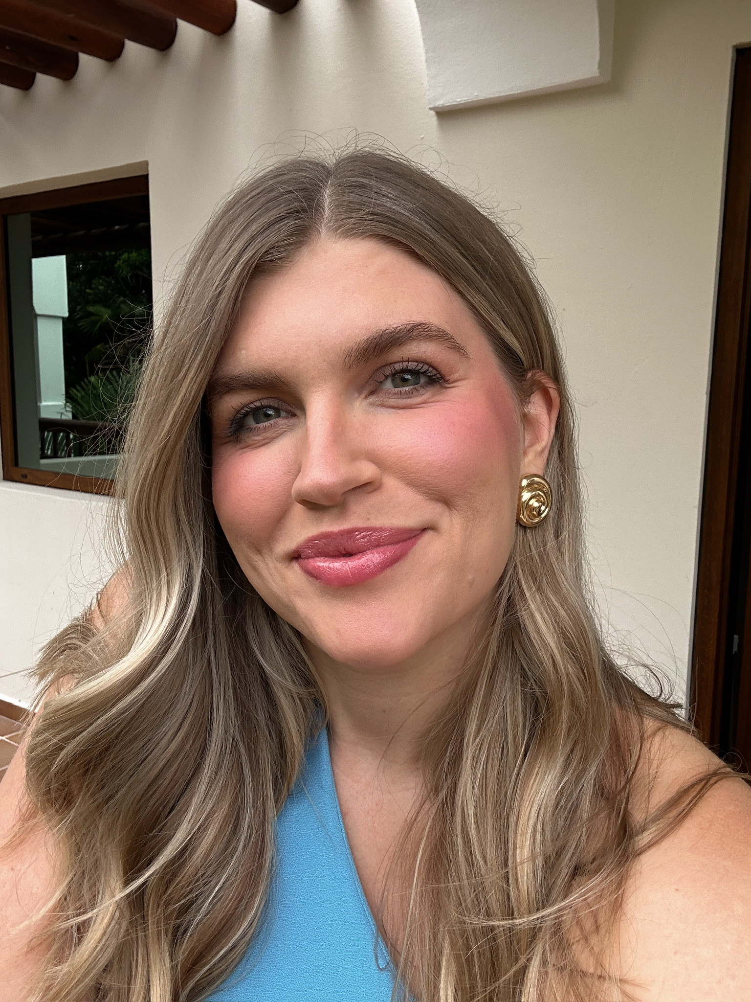 My go to clean makeup routine for summer + my new Amazon earrings ✨

#LTKSeasonal #LTKFindsUnder100 #LTKBeauty