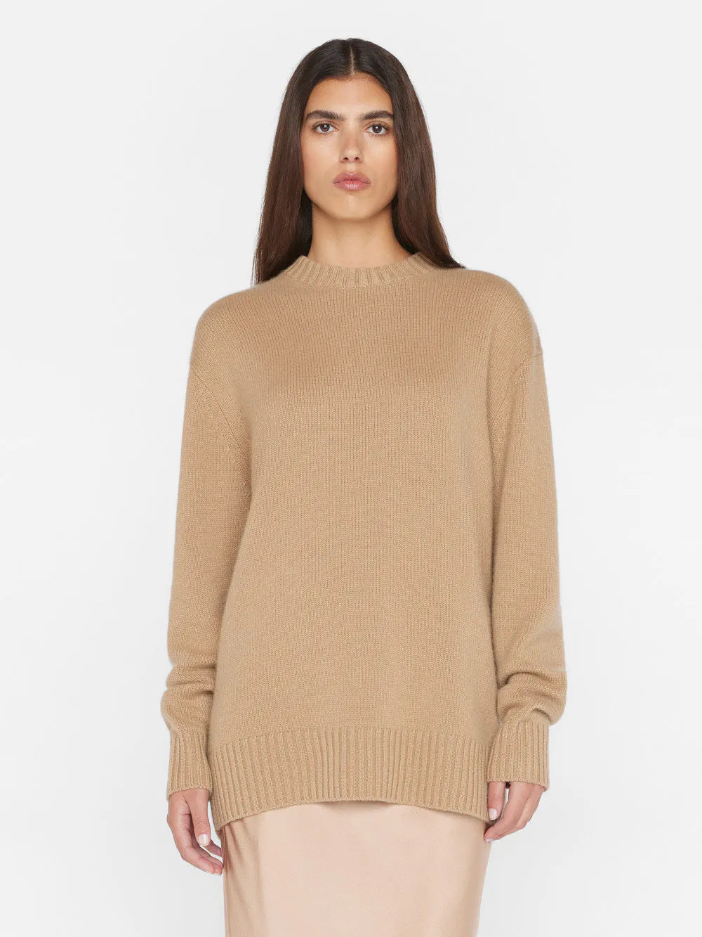 Boyfriend Cashmere Crew -- Light Camel | Frame Denim