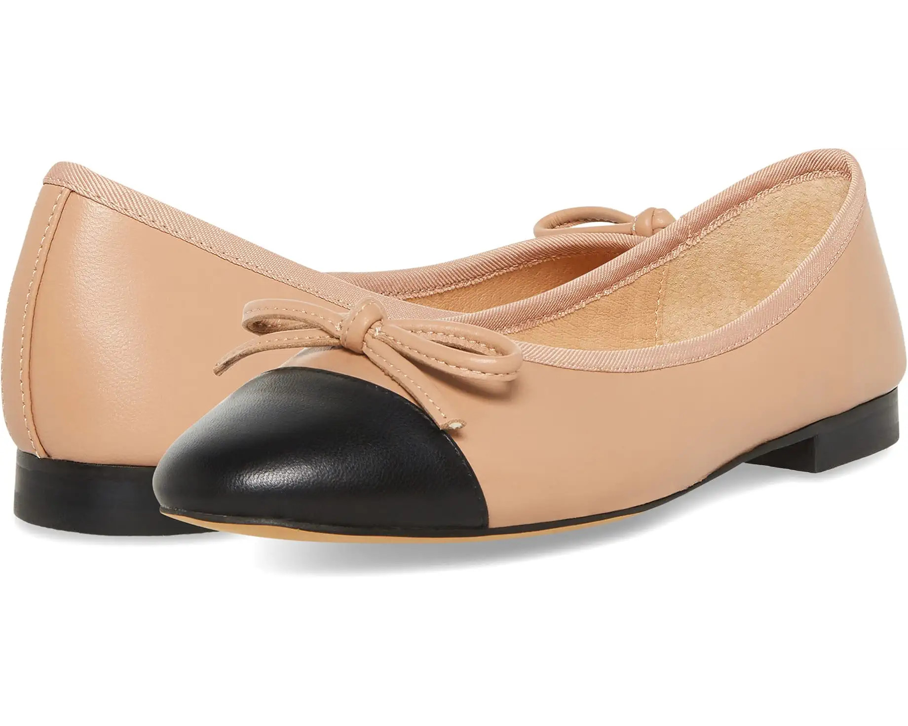 Ellison Flat | Zappos