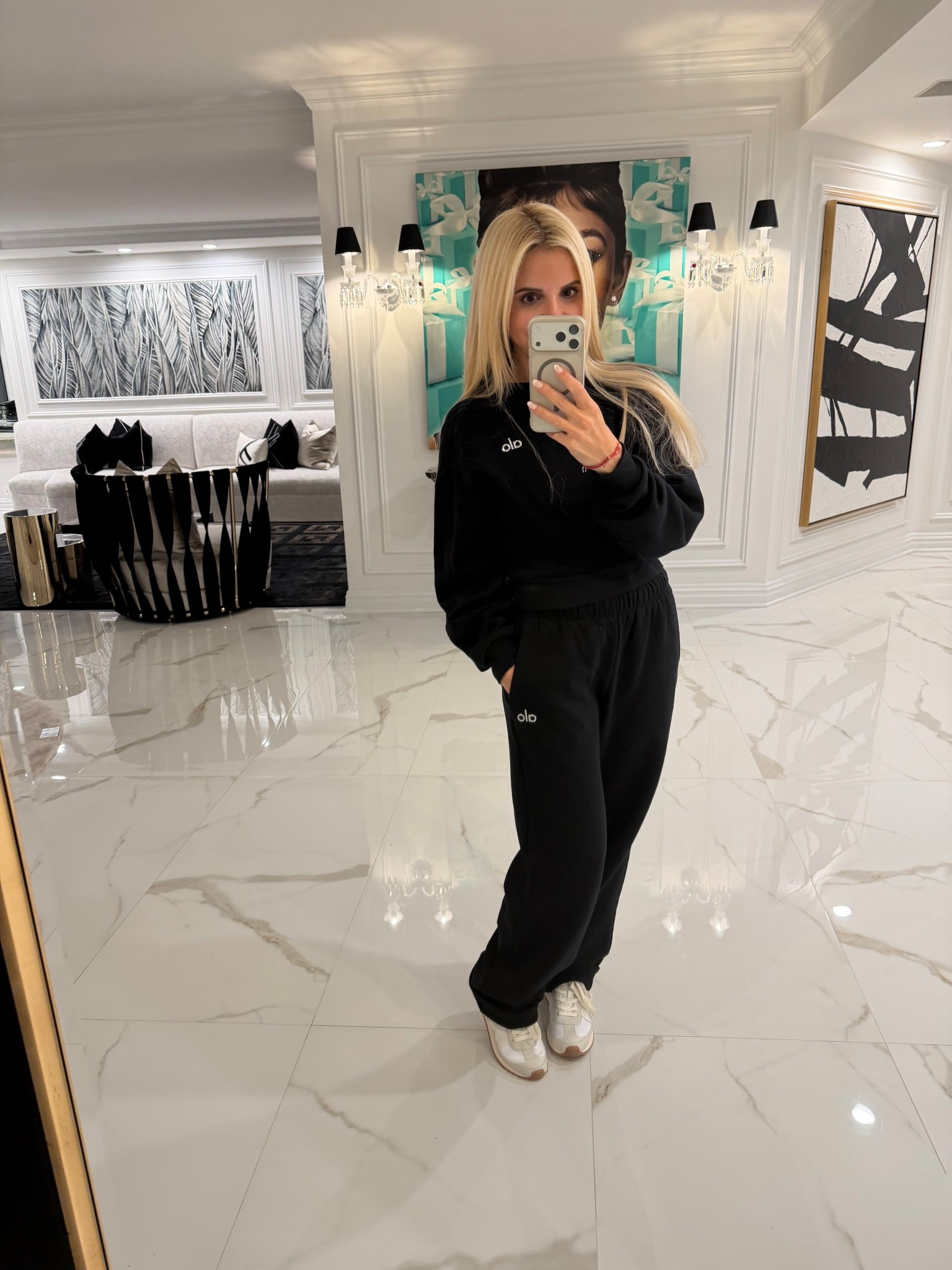 Alo Black Friday Sale — 30% off!

Travel set, travel, alo, Black Friday, workout

#LTKSaleAlert #LTKGiftGuide #LTKCyberWeek