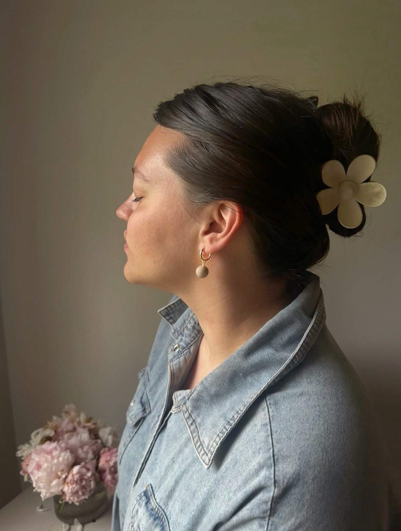 Handmade, simple, lightweight huggie earrings from Momo Studio 🫶🏼 #ad #handmadeearrings + polymer earrings + Momo studio LLC + jewelry 

#LTKBeauty #LTKSummerEdit #LTKStyleTip