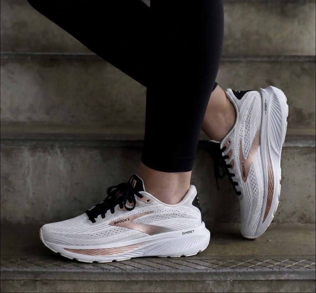 Brooks sneakers 20% off