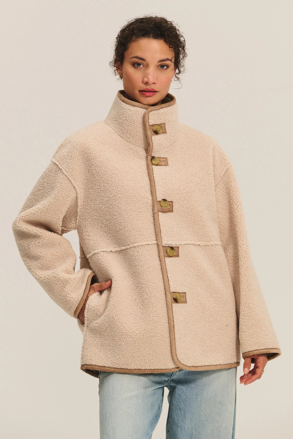 SHONA LUXE SHERPA REVERSIBLE JACKET | Velvet by Graham & Spencer