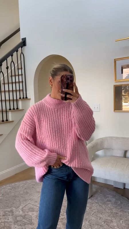 On the weekends we wear pink 💖

Comfy oversized knit sweater! Wearing in size small. 🤩

#LTKstyletip #LTKfindsunder100 #LTKVideo