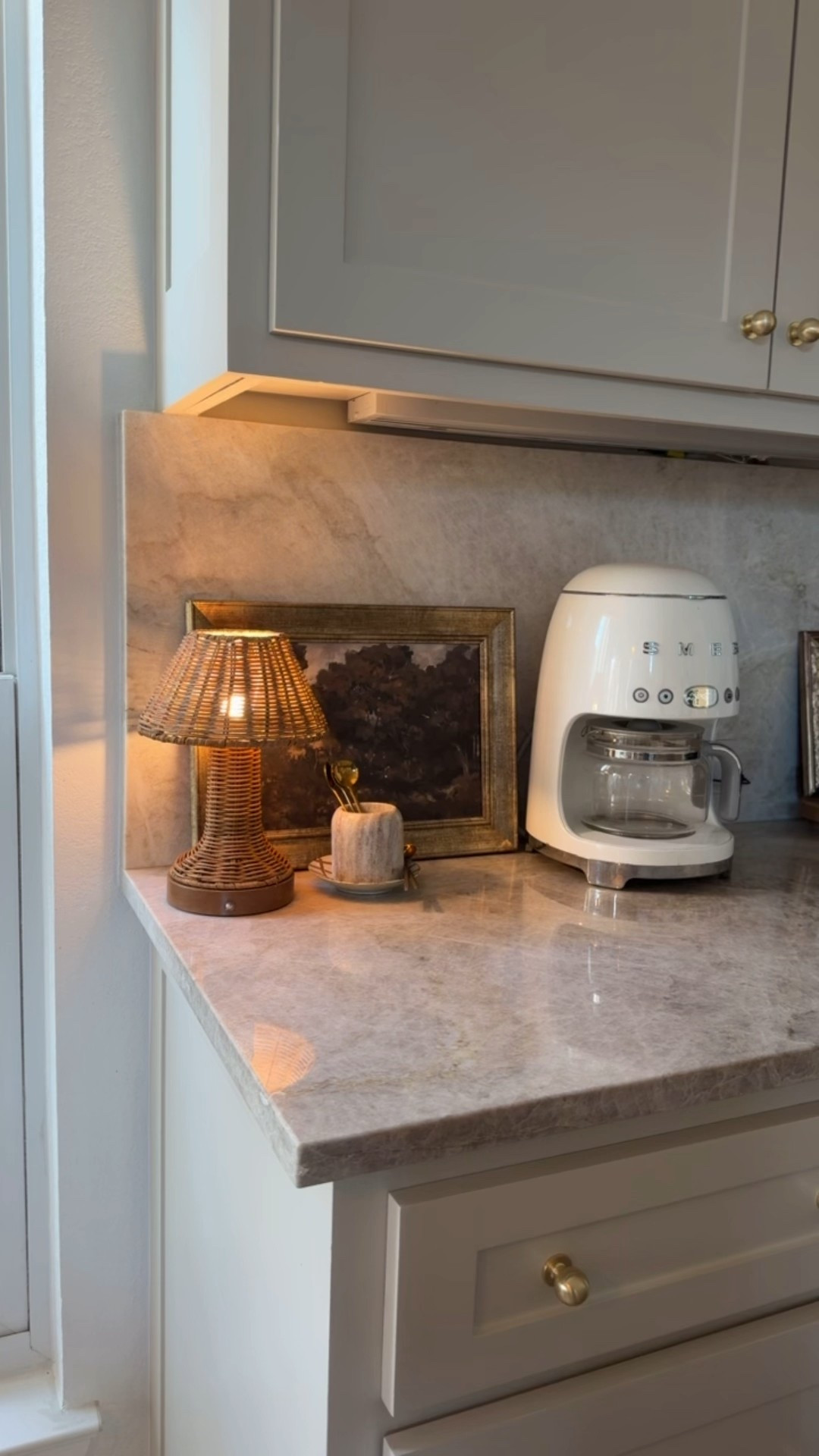 I think my woven little target lamp was made for a coffee corner 😍☕️

#LTKHome #LTKdayinmylife