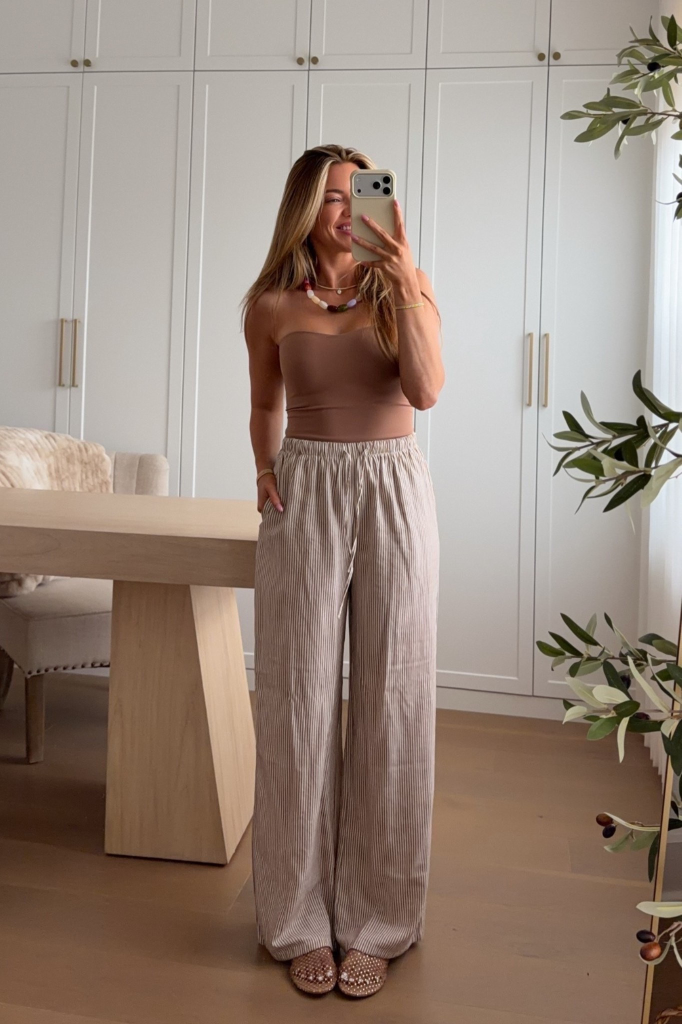 pants: xs // top: xs // shoe: true to size (i’m 5’3) the adjustable waist helps the pants accommodate different heights.

casual outfits, flowy pants, amazon fashion, finds under $50, summer outfits, fall outfits, michele jaliene

#LTKootd
