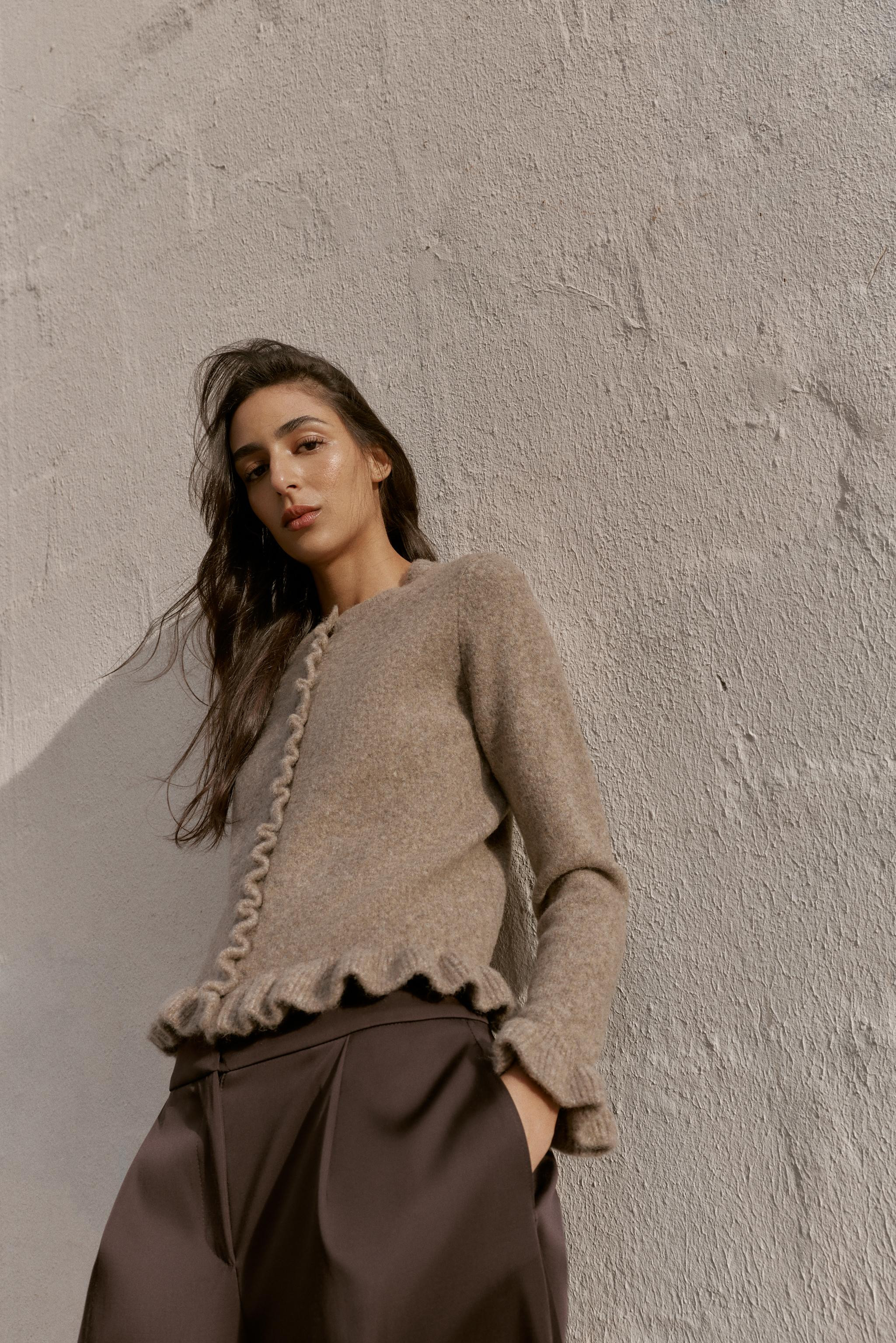 STRICKJACKE MIT VOLANT | Zara DE