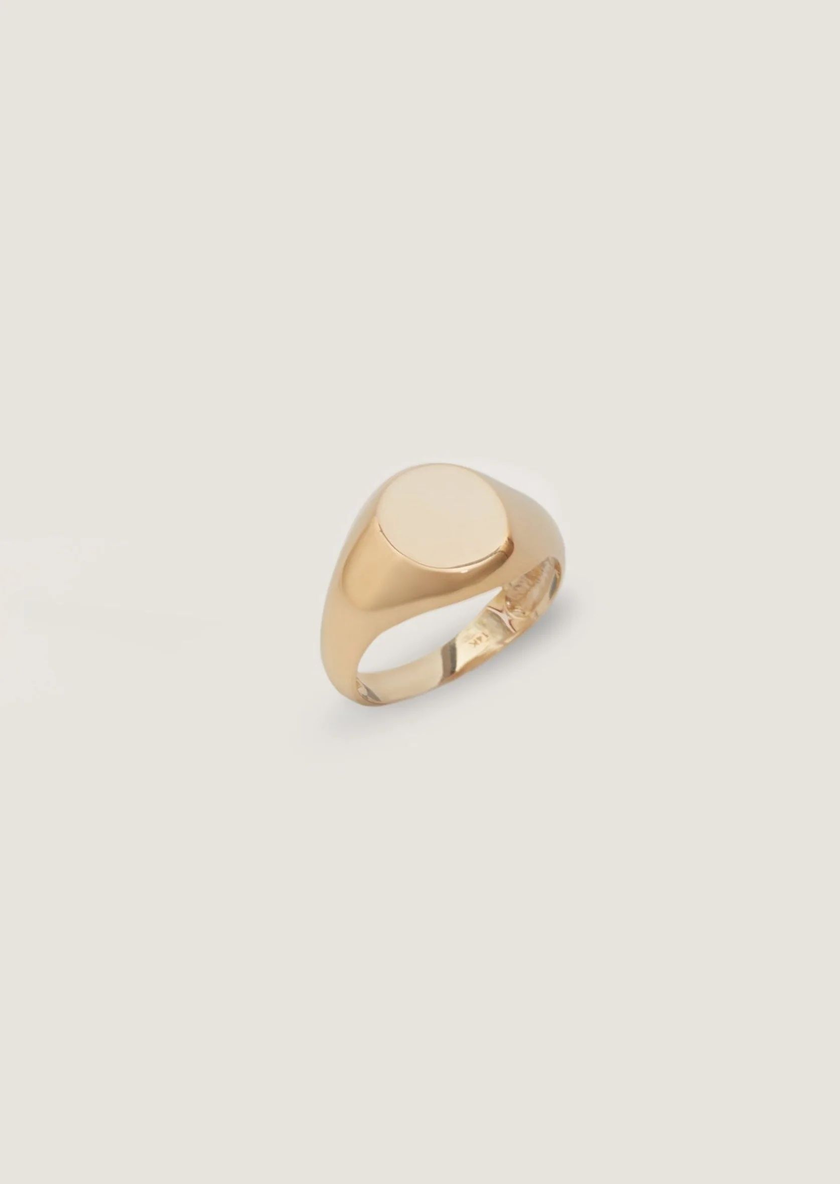 Classic Signet Ring Engraved 14k Solid Gold - Kinn | Kinn