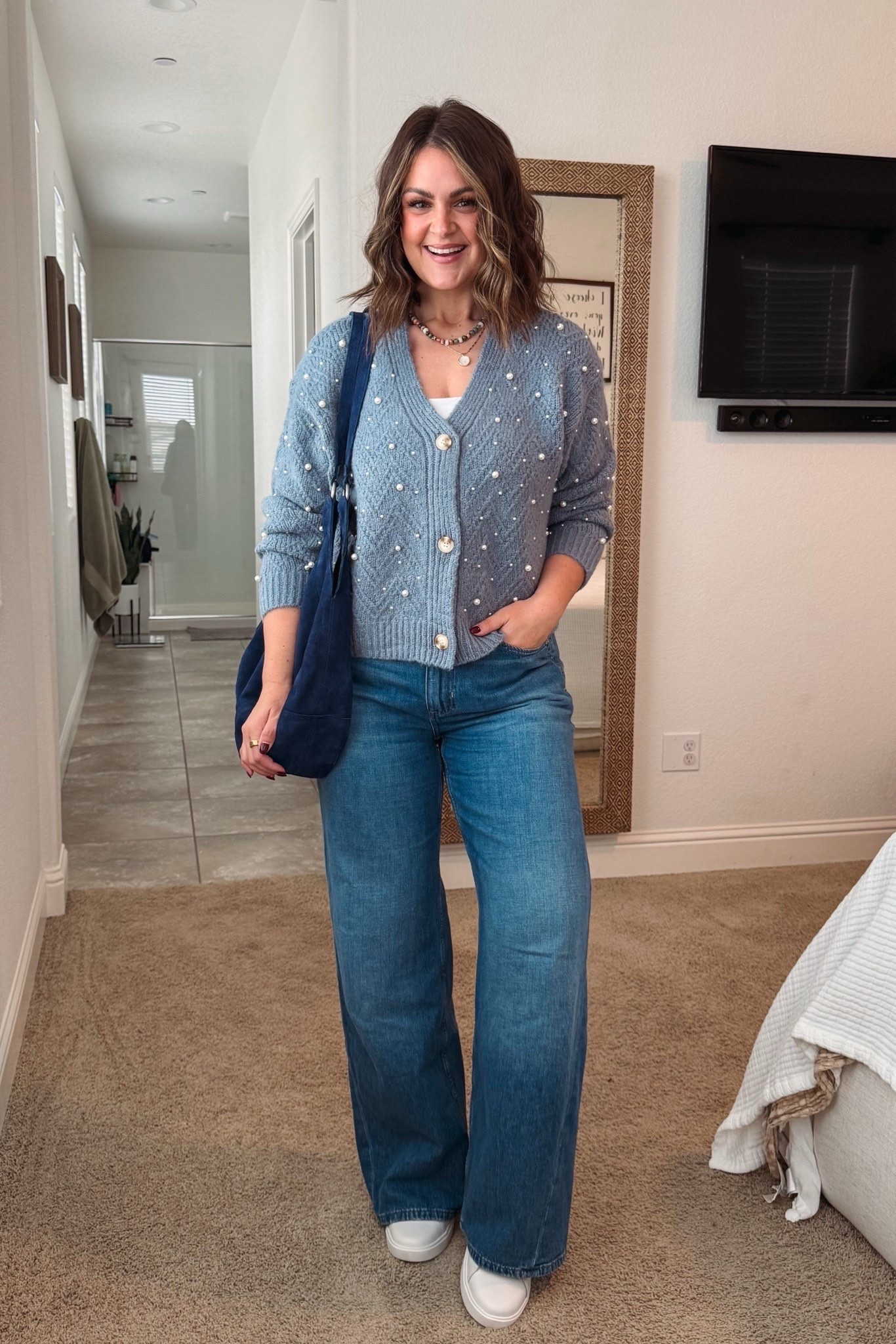 This cardigan is giving winter wonderland & it’s under $50!!

Jeans, 31
Tank, large
Sweater, large
Sneakers, true size 10

Casual outfit, size 12, mom style, cardigan, free people, Nordstrom rack

#LTKMidsize #LTKFindsUnder50 #LTKSeasonal