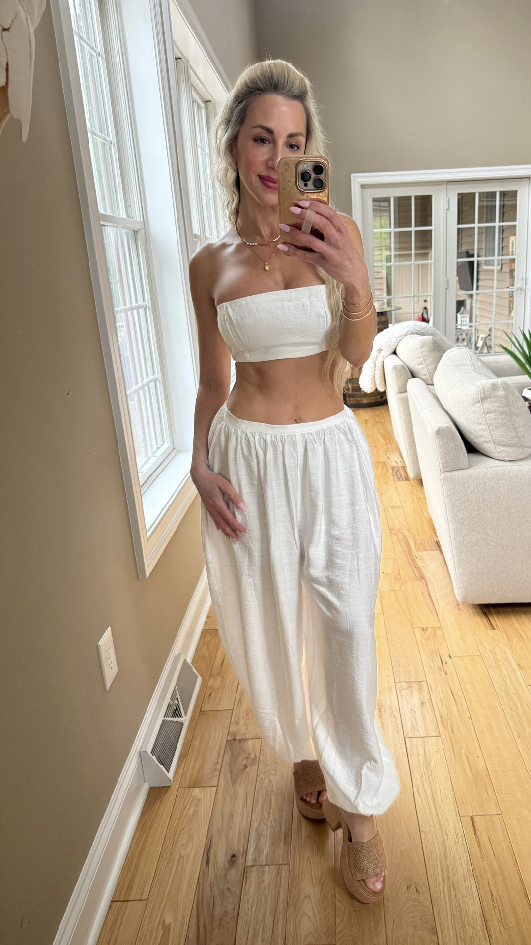 Memorial weekend fit 🤍 such a comfy linen set & so affordable from @Revolve @Steve Madden US ❤️

#LTKPetite #LTKSeasonal #LTKootd