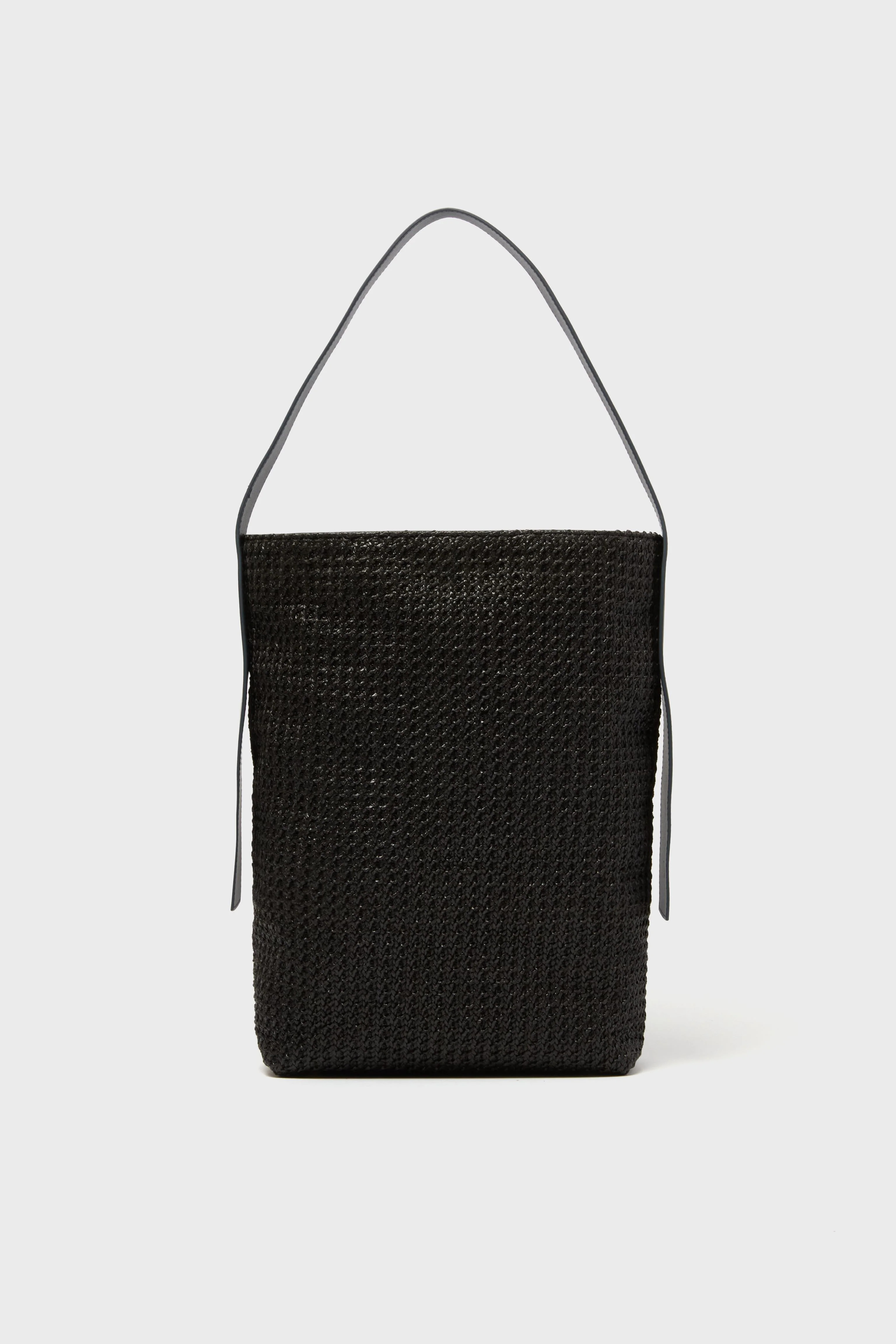 Huntington Black Raffia Bucket Bag | Tuckernuck (US)