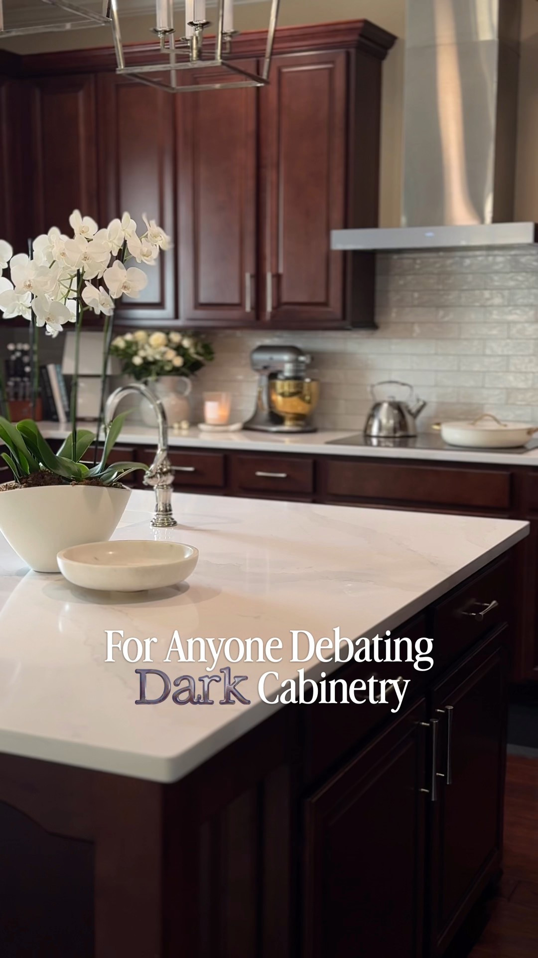 Proof that dark cabinets can still feel open, warm, and lived in.

#kitchenstyle #moodykitchen #timelesshome #designinspo #interiorinspiration

#LTKdayinmylife #LTKHome