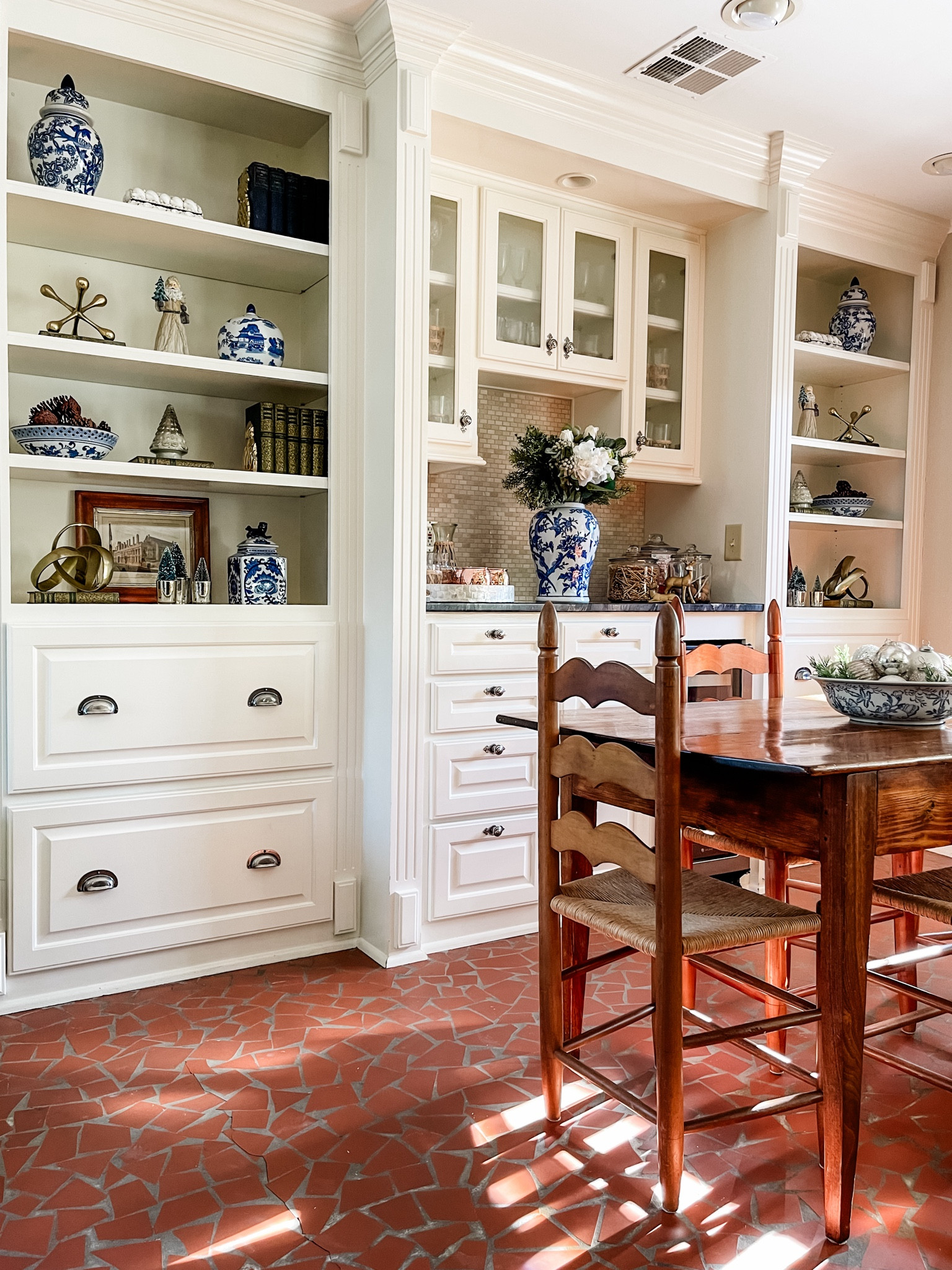 Christmas in the Family Room Bar Area 🎄✨🎄✨🎄

#LTKSeasonal #LTKHoliday #LTKhome