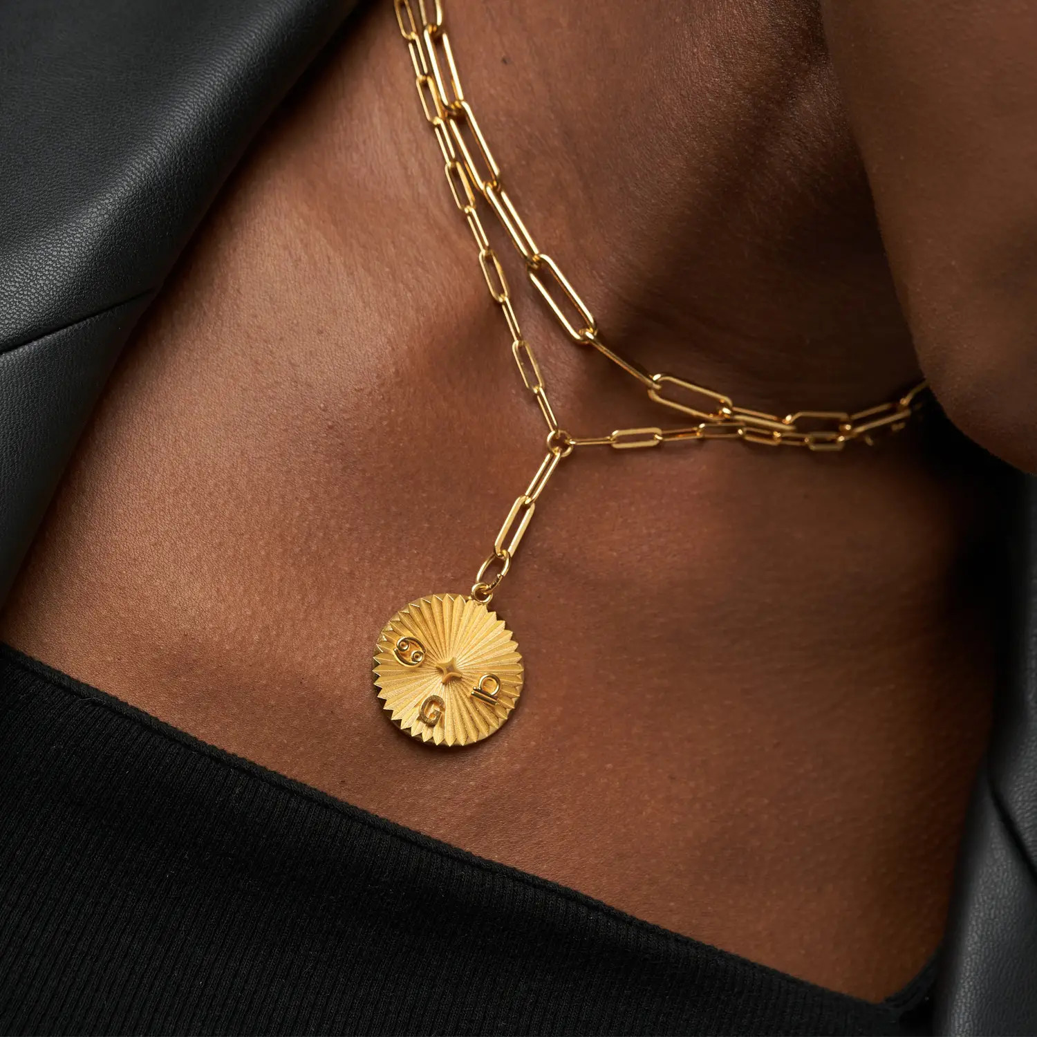 Tyra Initial And Zodiac Medallion Necklace - Gold Vermeil | Oak & Luna (US)