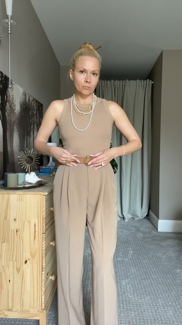 And this is a perfect look that works well for the office, as well as for visiting a gallery, going to a bar, or meeting up with friends.

#LTKWorkwear #LTKStyleTip #LTKOver40