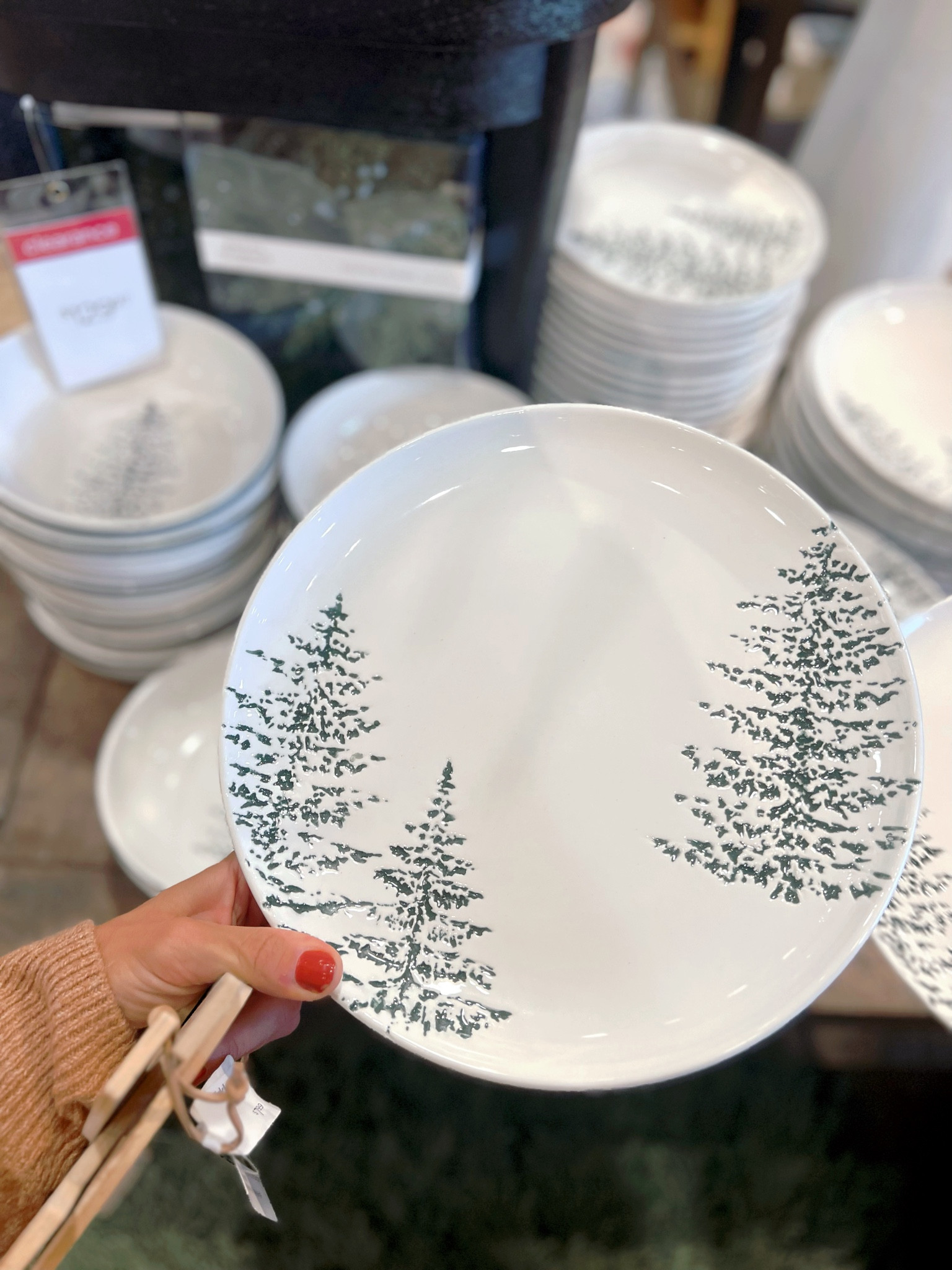 Some of my Kirklands holiday faves — this dish set was GORGEOUS! Comes in a few variety sets & individually as well! 🌲✨ so cozy for the holidays! 

Home decor / dishware / Christmas / interior design / table decor / neutrals / under $30 / Holley gabrielle

#LTKfindsunder50 #LTKHoliday #LTKhome