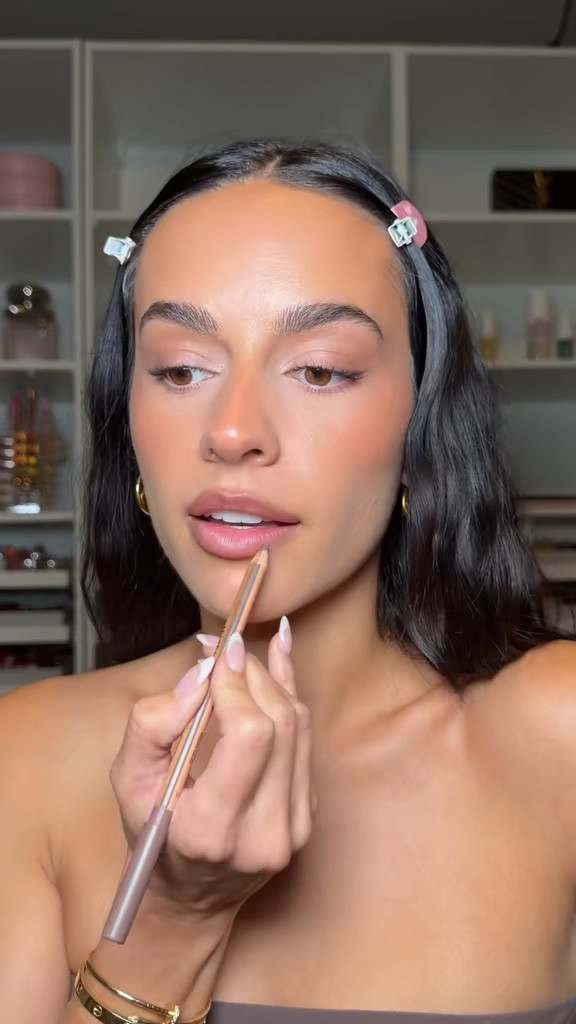 What products have you been influenced on that you love?❤️ 
@aisha potter @Tatyana
@Shelby Ann @vanessanicolestern @Salomé
Andrea @Meredith Duxbury #makeup #influenced #beauty #beautytips #BeautyTok #makeuptips #makeupfavorites