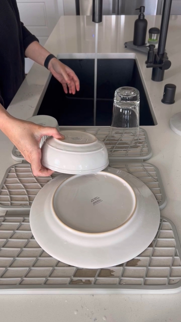 I recently found this Dorai dish pad that dries instantly and prevents moisture and bacteria buildup (mind blown 🤯). Other than less mess:
- It is encased in woven mesh silicone to protect your dishes
- It folds down for easy storage 
- It’s aesthetically pleasing
- It dries instantly!!! Diatomaceous earth holds up to 1.5 times its weight in moisture and evaporates in seconds
It is made with eco-friendly, non-toxic, and long-lasting materials. Diomat is a sustainable combination of diatomaceous earth and recycled paper, that dries instantly thanks to its ability to retain and evaporate moisture!


#LTKFind #LTKhome #LTKunder100