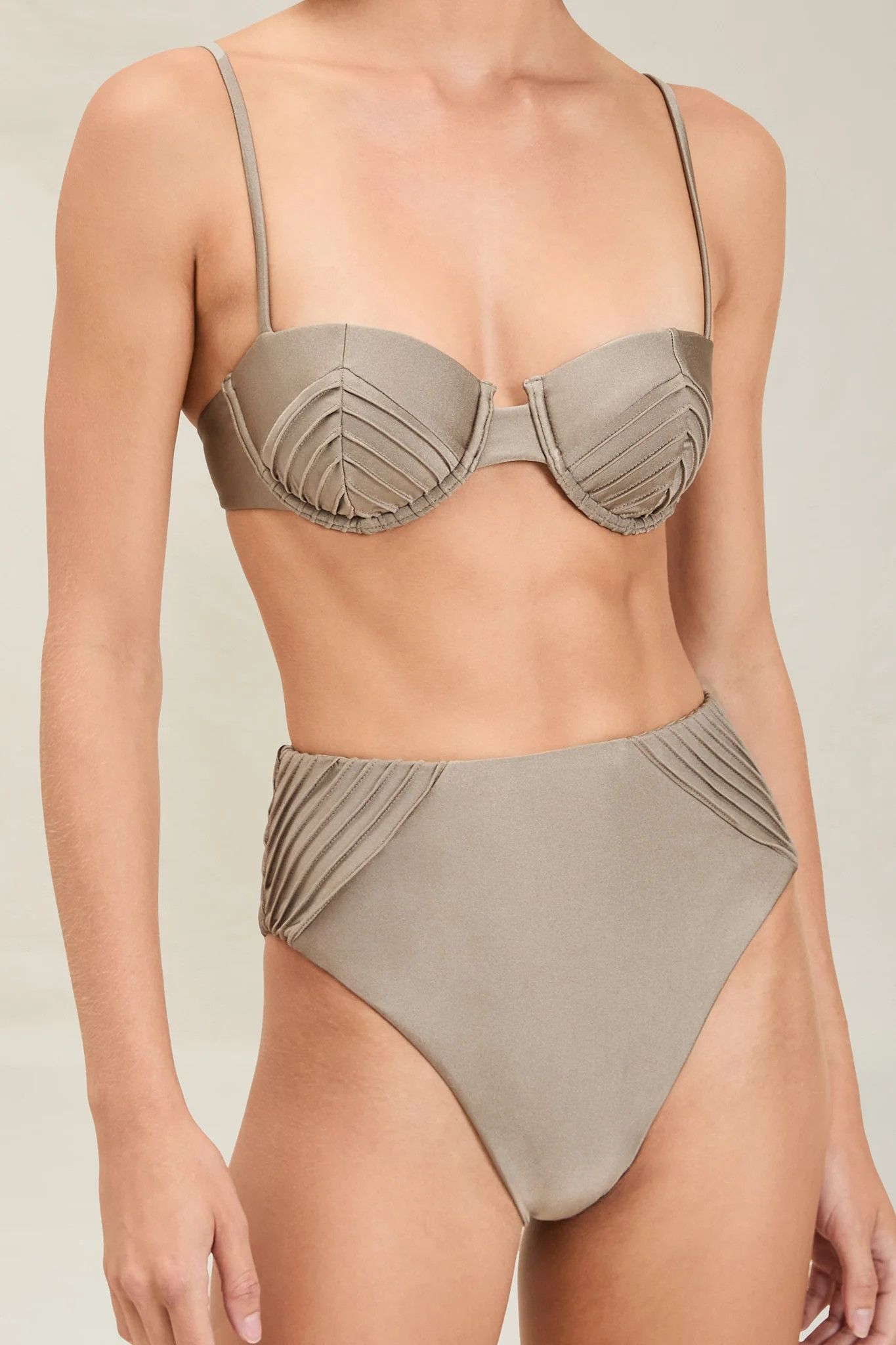 Bruna Top | Devon Windsor