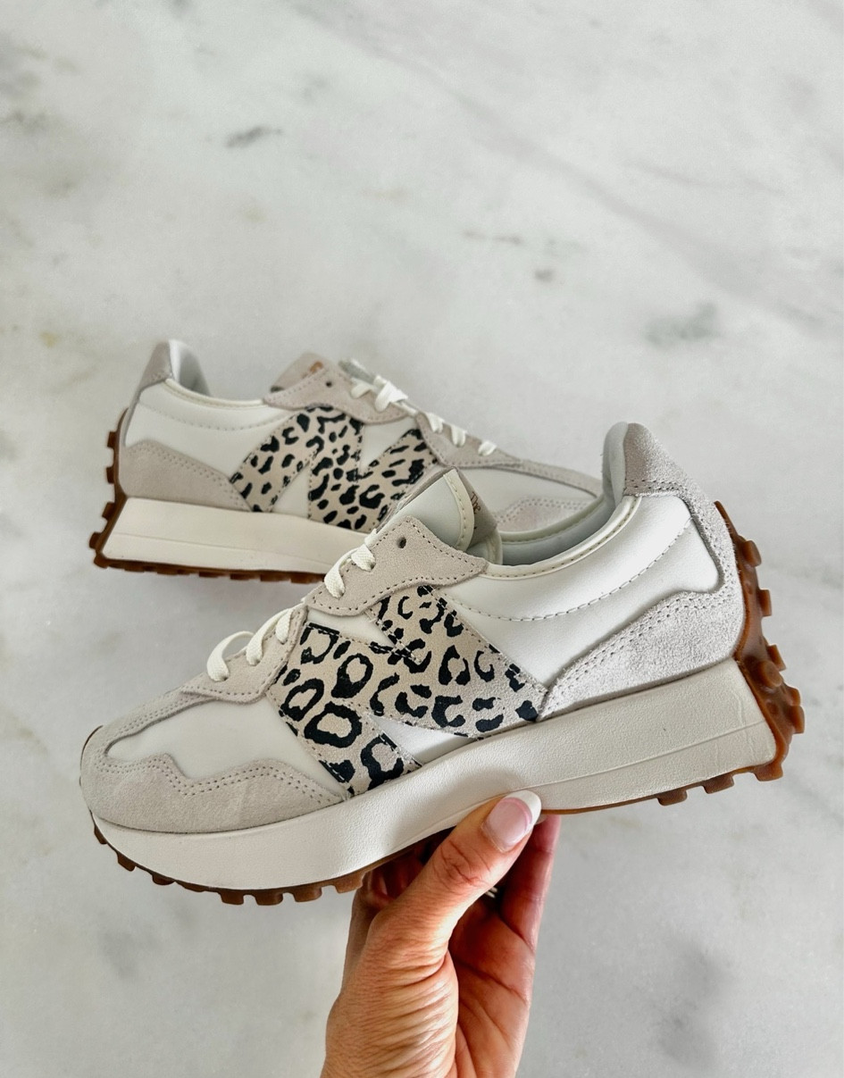 Wild about these New balance with jeans 👖 🥰🐯

#LTKOver40 #LTKStyleTip #LTKFindsUnder50