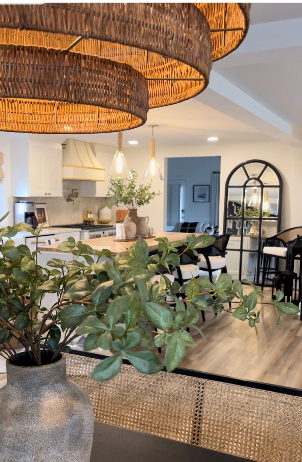 It’s the little luxuries that make the biggest impact. 

Thoughtful Arhaus details instantly elevate this Airbnb, turning a stay into an experience guests rave about. 

From statement lighting to curated accents, every piece adds that 5-star touch.

Shop these Arhaus favorites through my LTK to bring the same luxury feel into your own space.

#Arhaus #LuxuryAirbnb #AirbnbDesign #LuxuryLiving


#LTKHome #LTKHome #LTKStyleTip