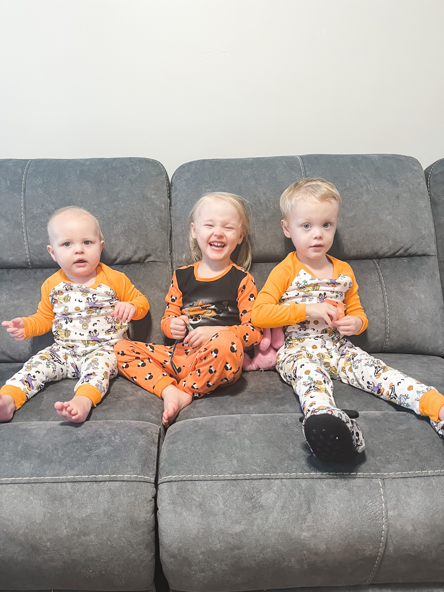 Halloween pajamas, kids Halloween pajamas, Halloween Jammies, Mickey Halloween pajamas, Minnie Mouse Halloween pajamas, Mickey Mouse, Disney Halloween 

#LTKkids #LTKSeasonal #LTKbaby