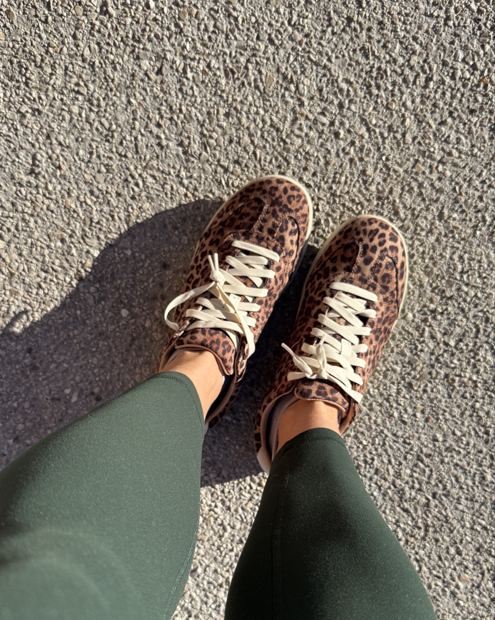 My favorite zero drop, wide toebox shoes I’ve been wearing everywhere.  My toes have so much room to spread out and my feet don’t hurt at the end of the day anymore. 🤗