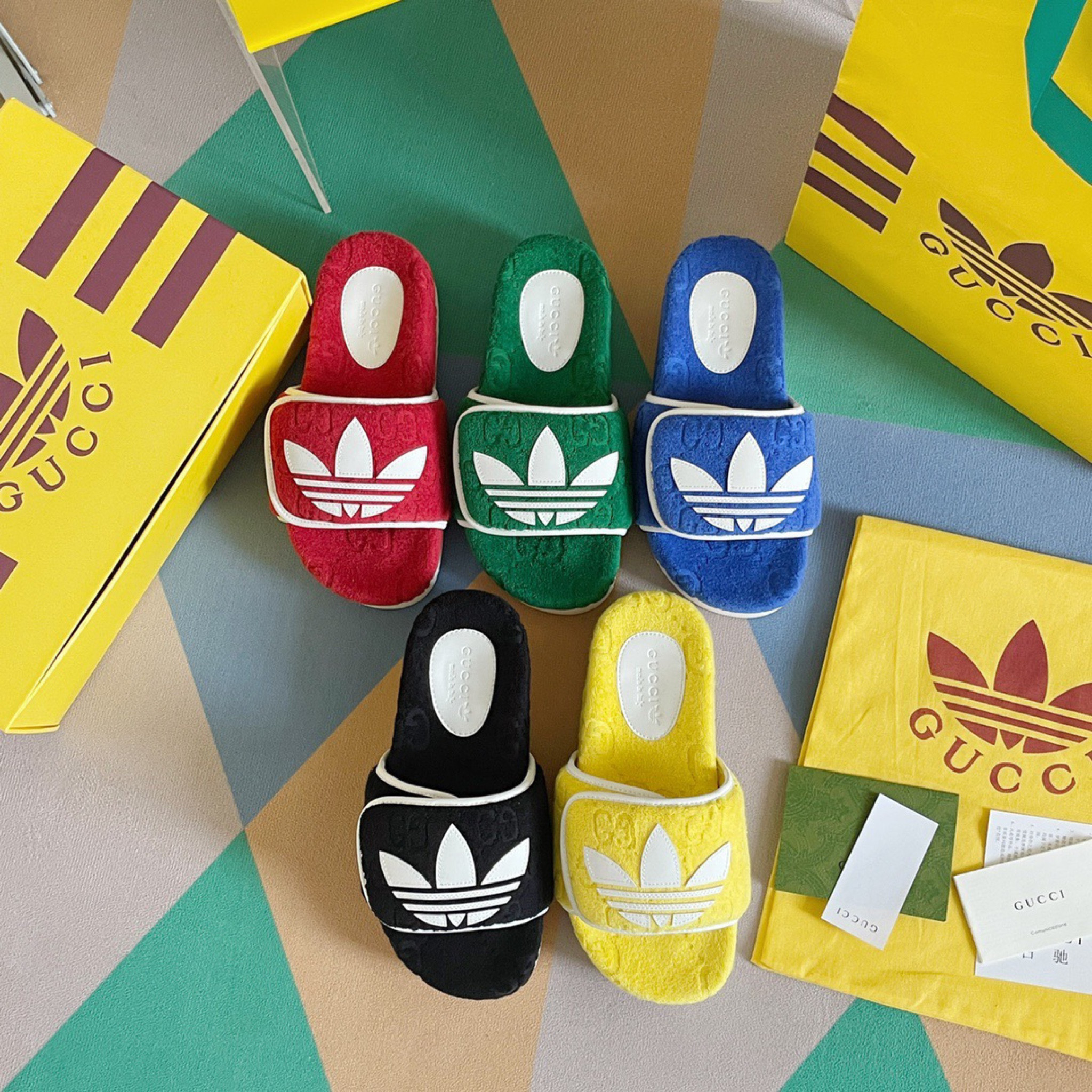 Adidas Gucci slides #dhgate #dhgatefinds

#LTKunder100 #LTKmens #LTKCon