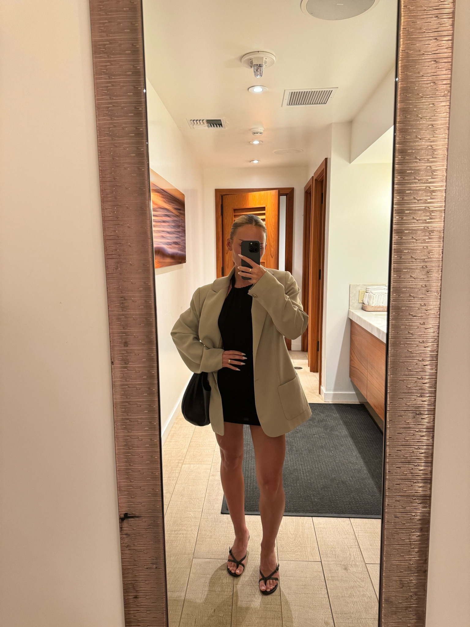 Date night - the perfect thrown ok blazer for any ocassion

#LTKstyletip #LTKSeasonal #LTKtravel