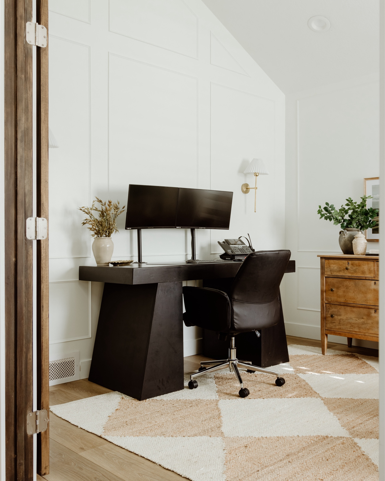 Office pictures!

#LTKSaleAlert #LTKFindsUnder100 #LTKHome